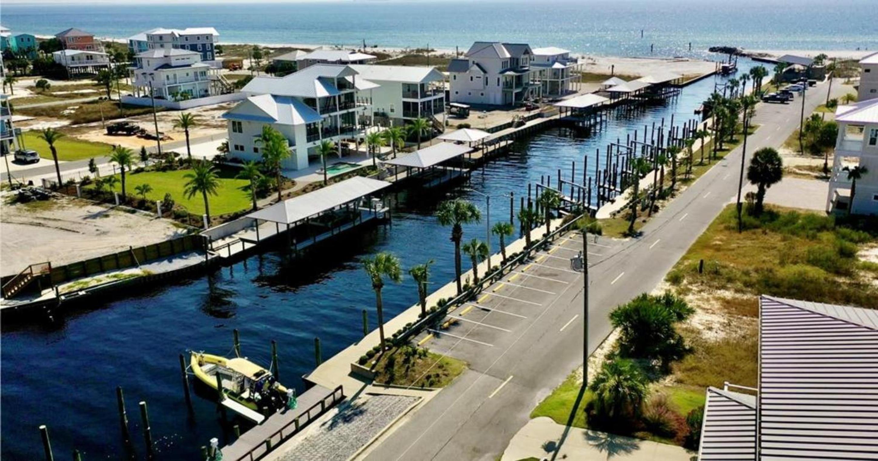 Beach House - Seize the Bay by Panhandle Getaways
