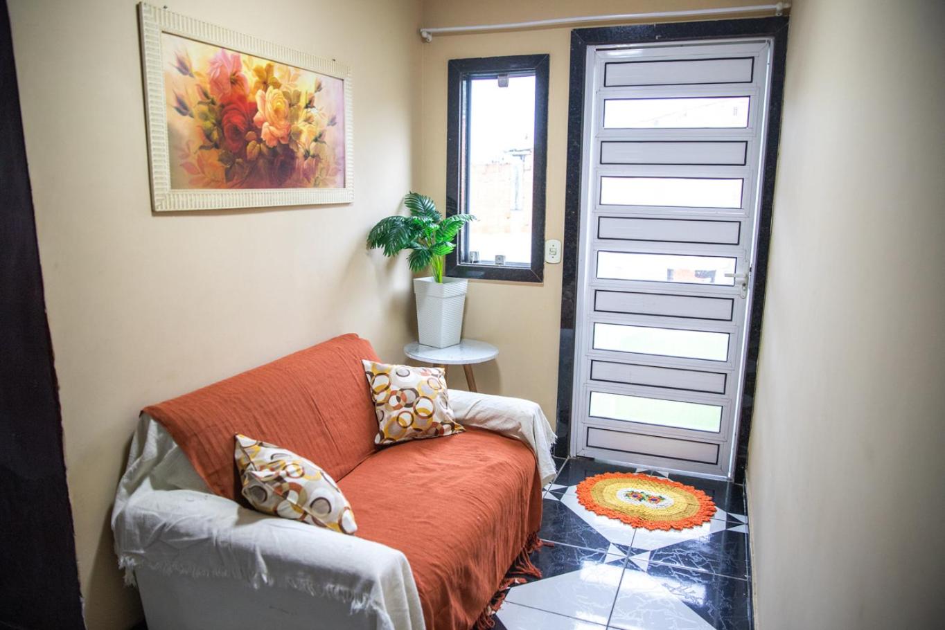 Casa com Wi-Fi e Churrasqueira a 300m da Praia