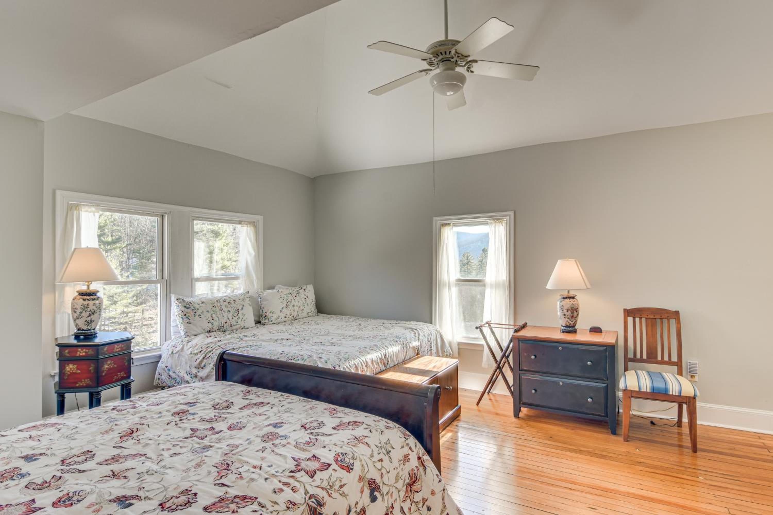The Mountain House Inn Montebello Stay By Trails