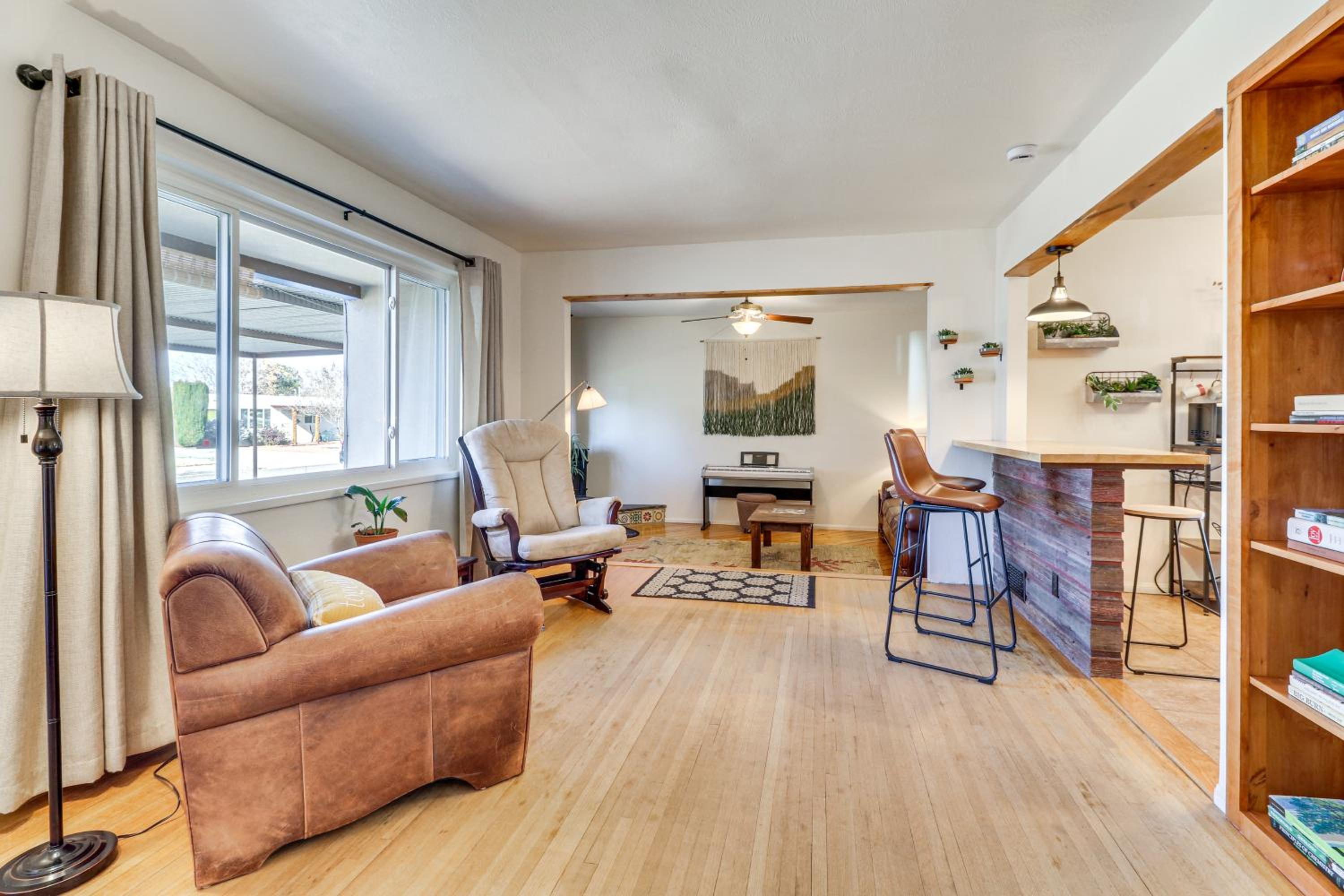 Easy Uptown Access! Charming ABQ Home with Yard