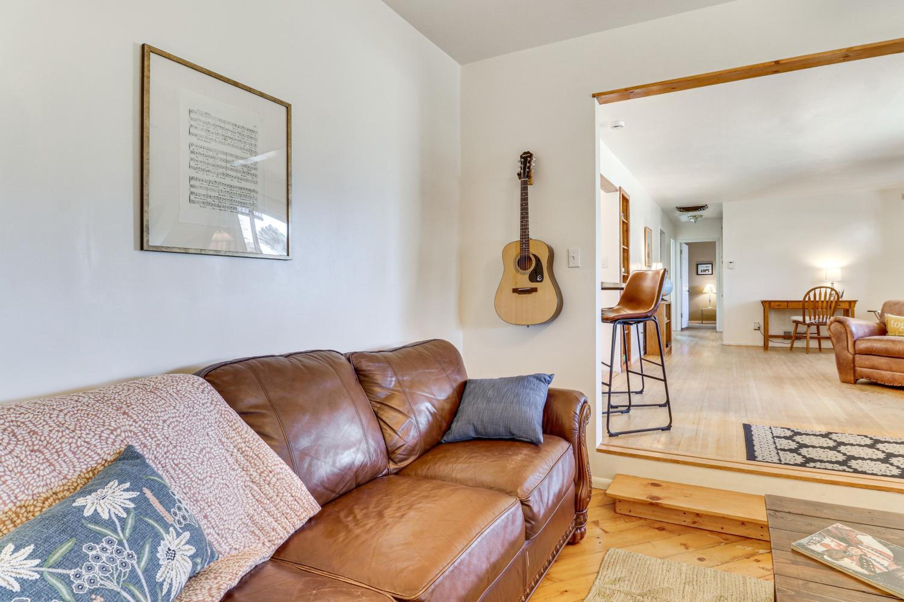 Easy Uptown Access! Charming ABQ Home with Yard