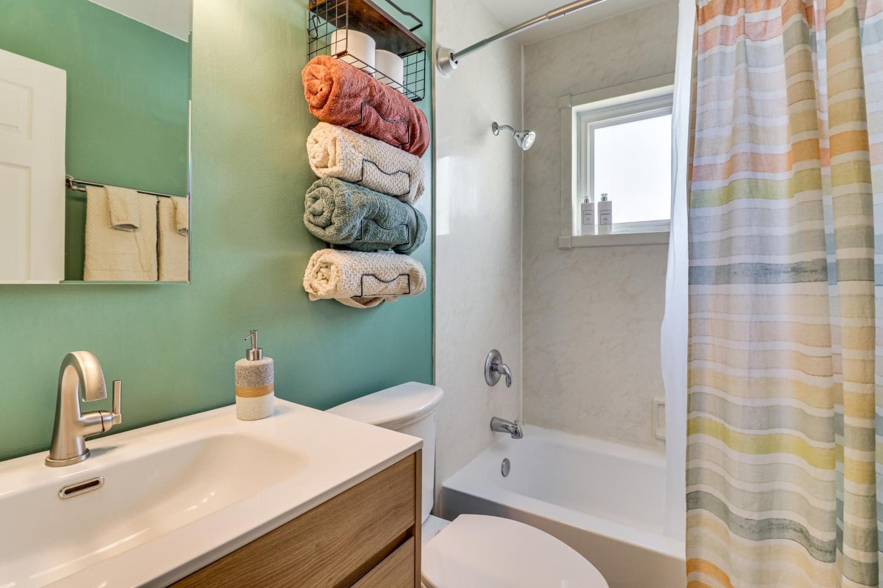 Easy Uptown Access! Charming ABQ Home with Yard