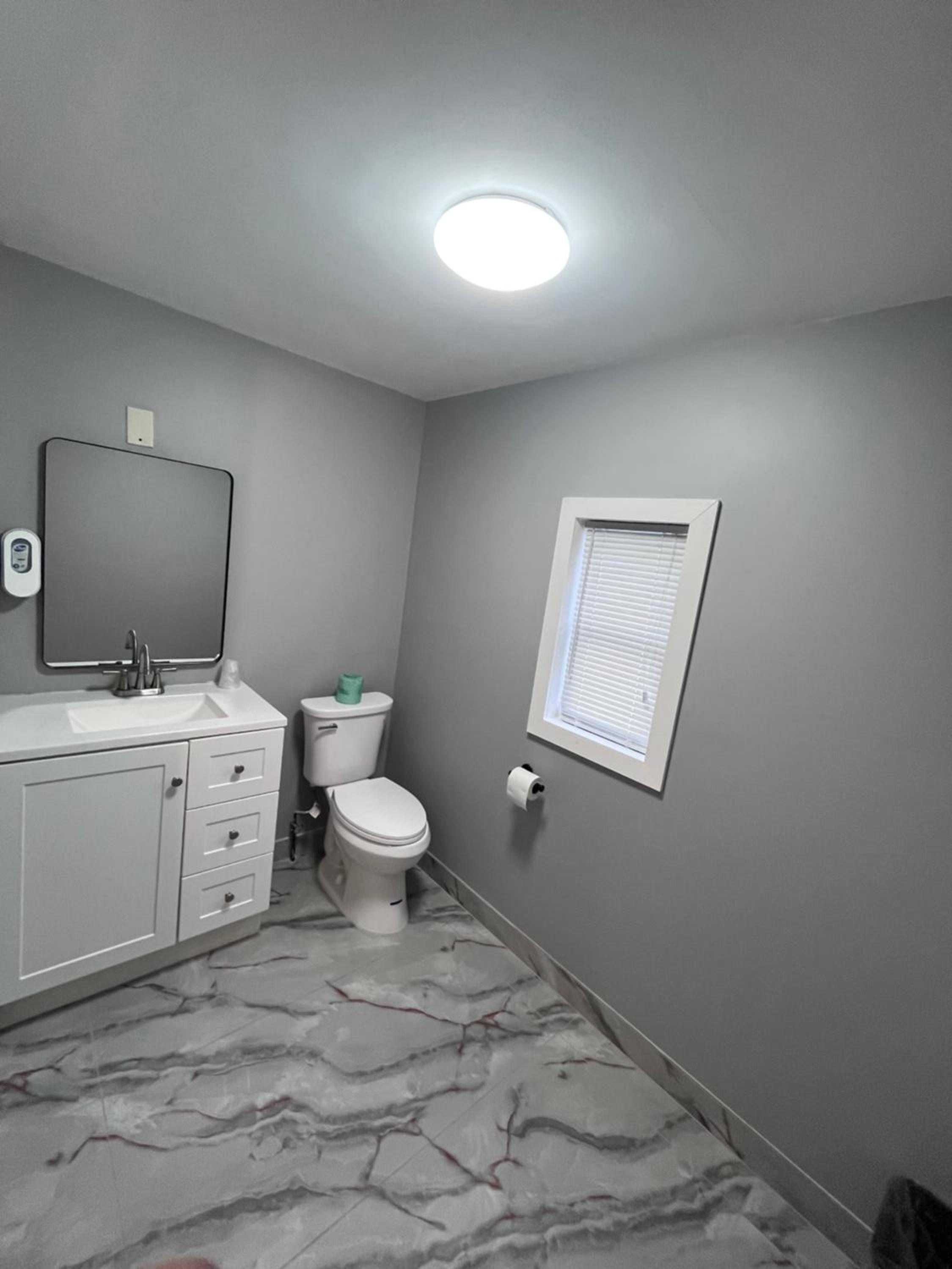 Chaplin Inn & Suites view 2