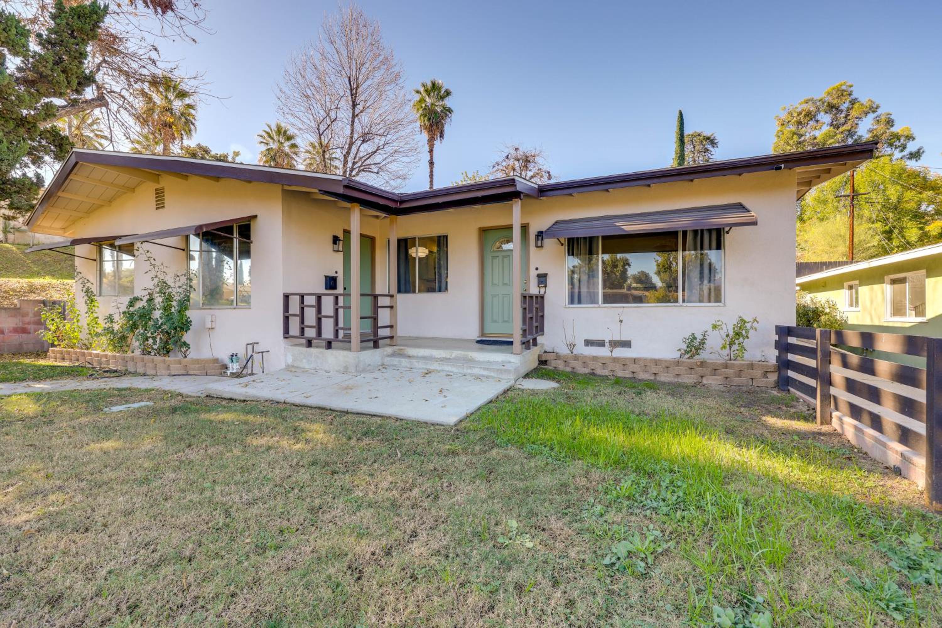 1 Mi to LLUMC! Loma Linda Home with Shared Patio