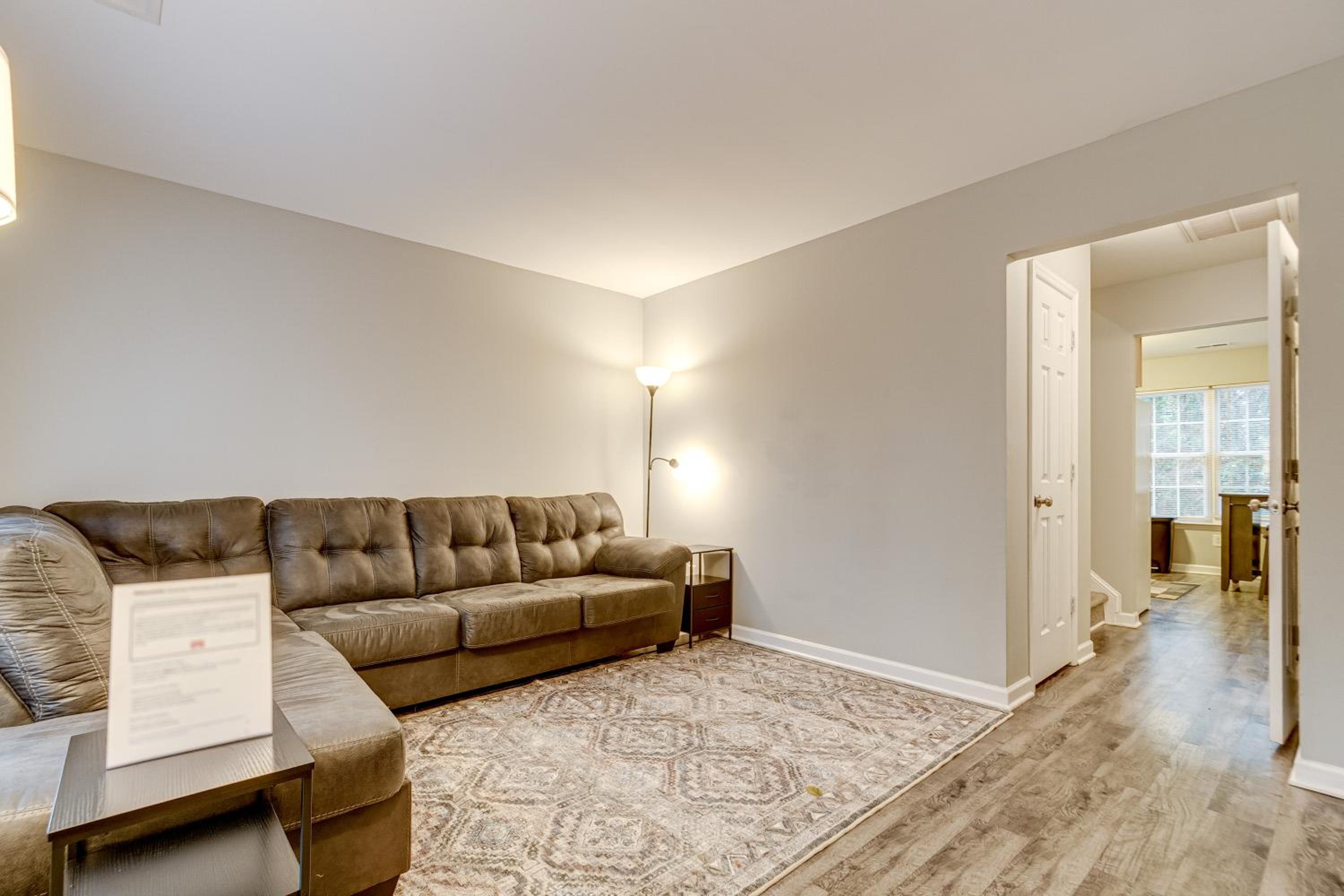 2 Mi to Lenovo Center Dog-Friendly Getaway