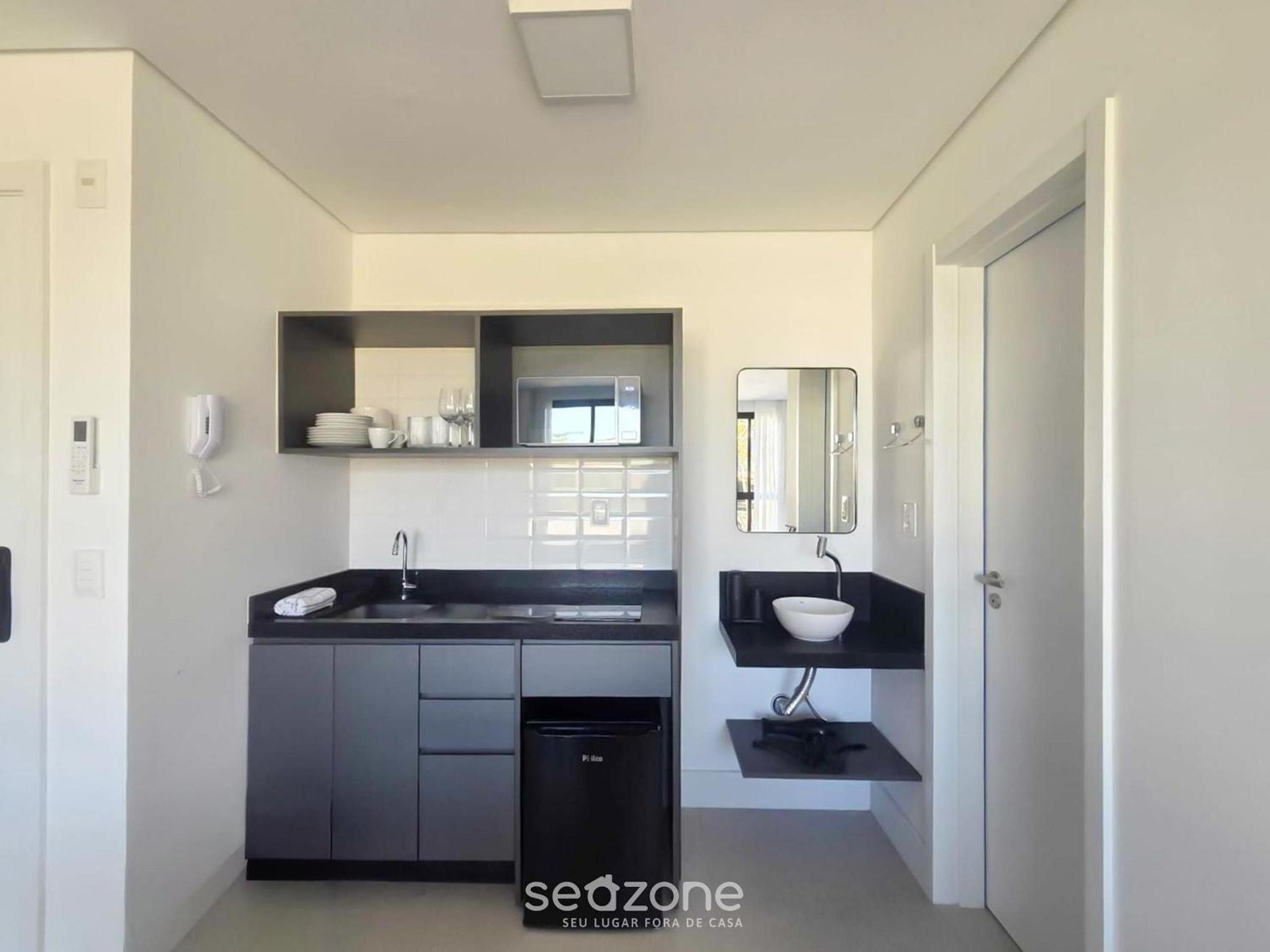 Modern Studios 150m from Lagoa da Conceição - LSTs I