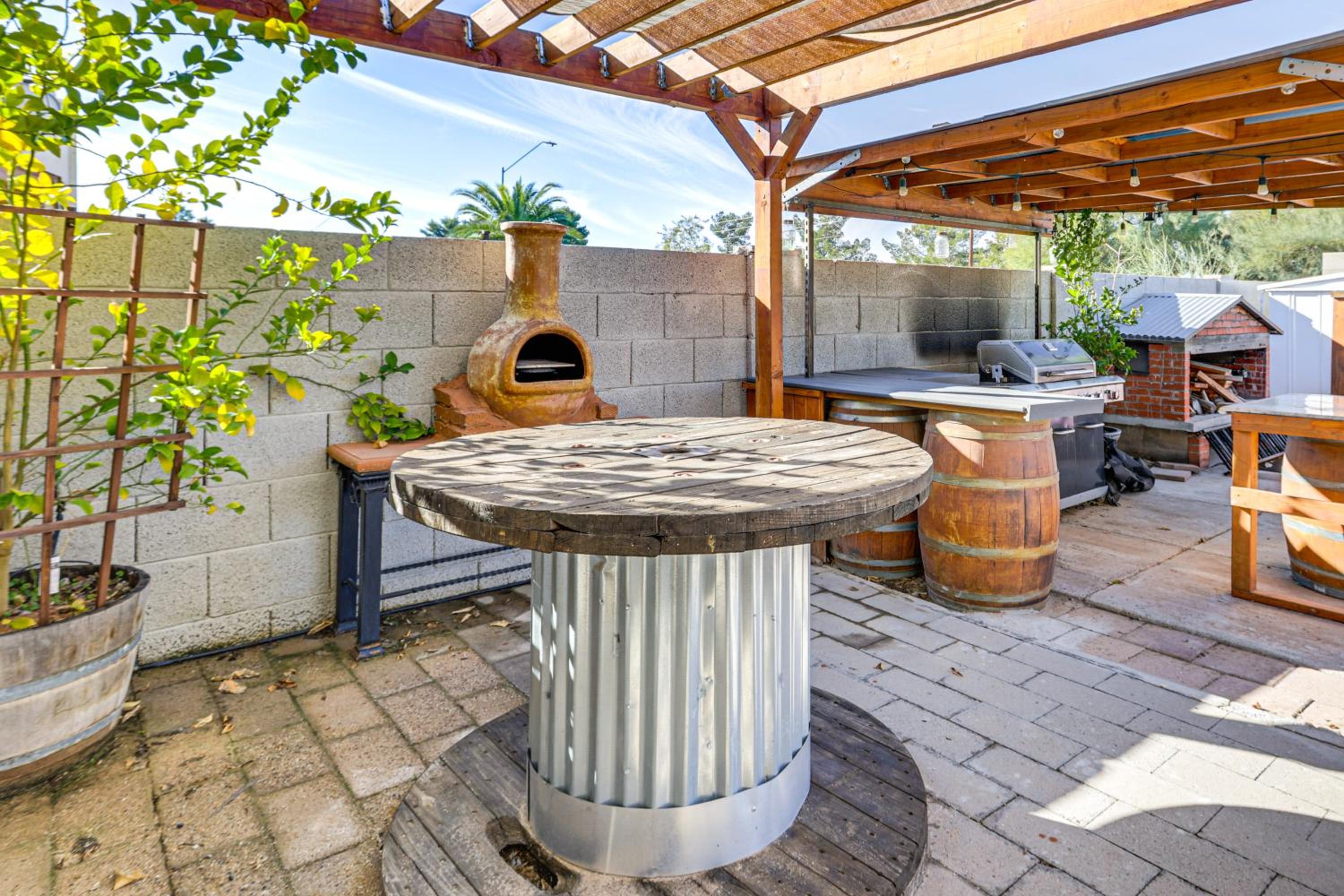 Private Pool and Fenced Yard Sunny Glendale Getaway
