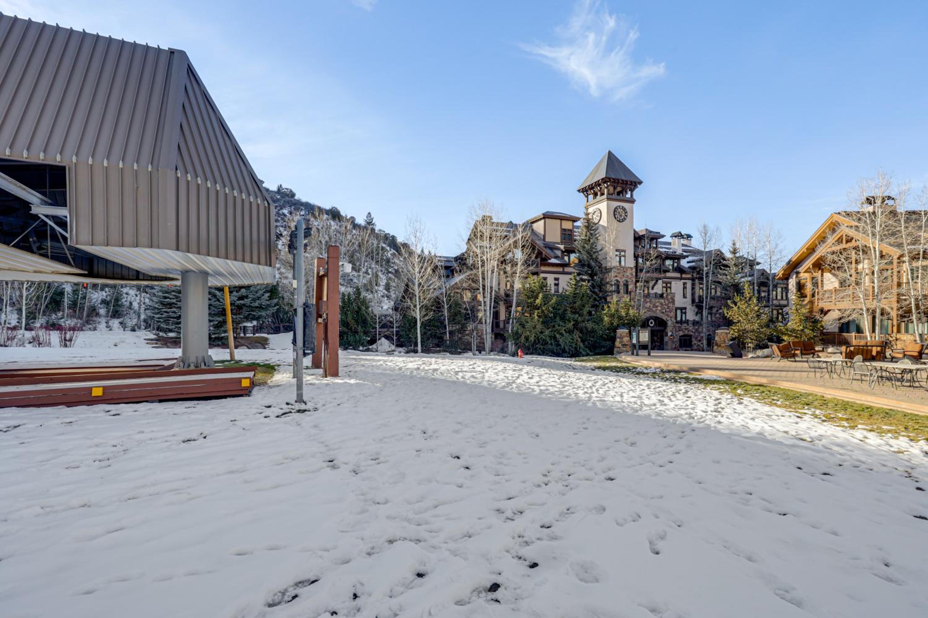 Ski-InandSki-Out! Large Arrowhead Condo with Balcony