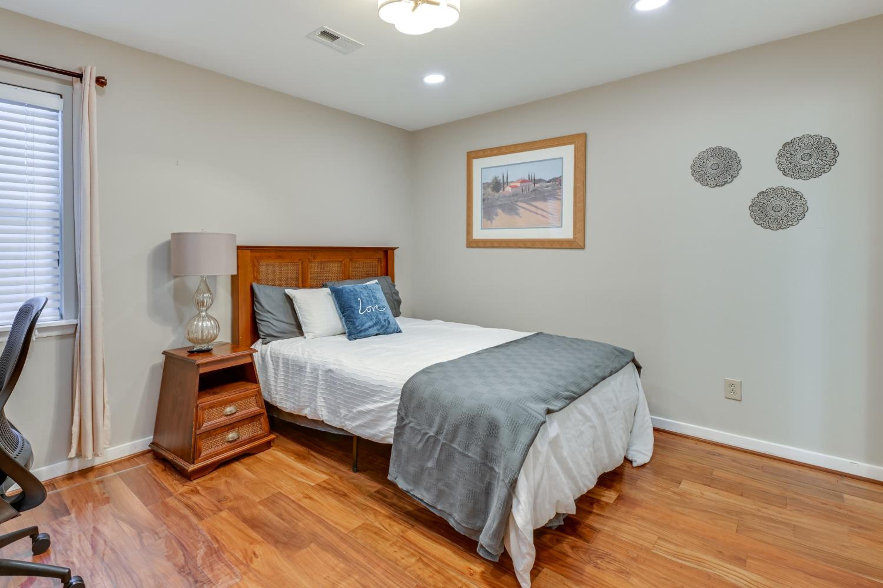 1 Mi to BOA Stadium! Walkable Condo with Porch