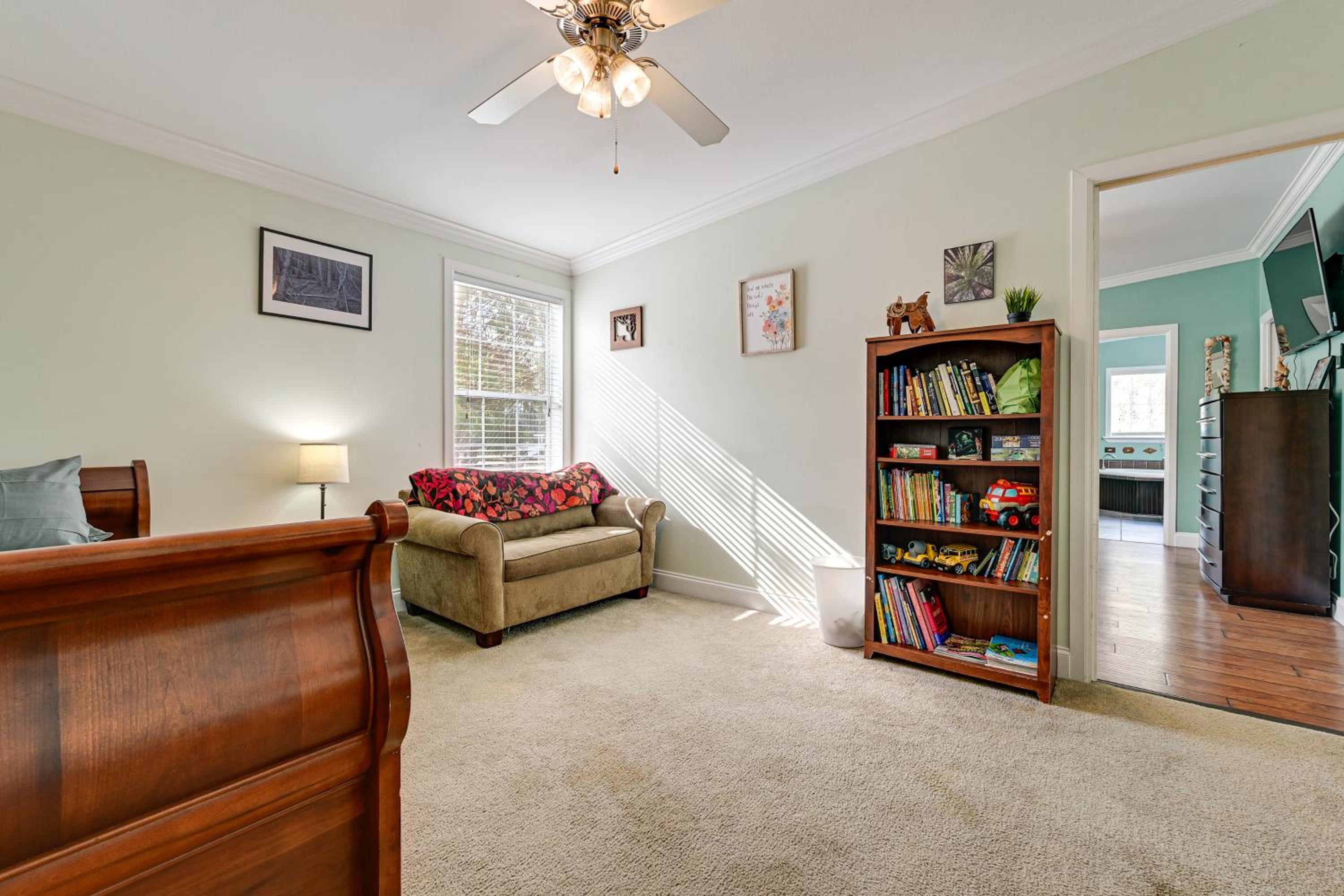 Weeki Wachee Family Getaway Canal-Front Home
