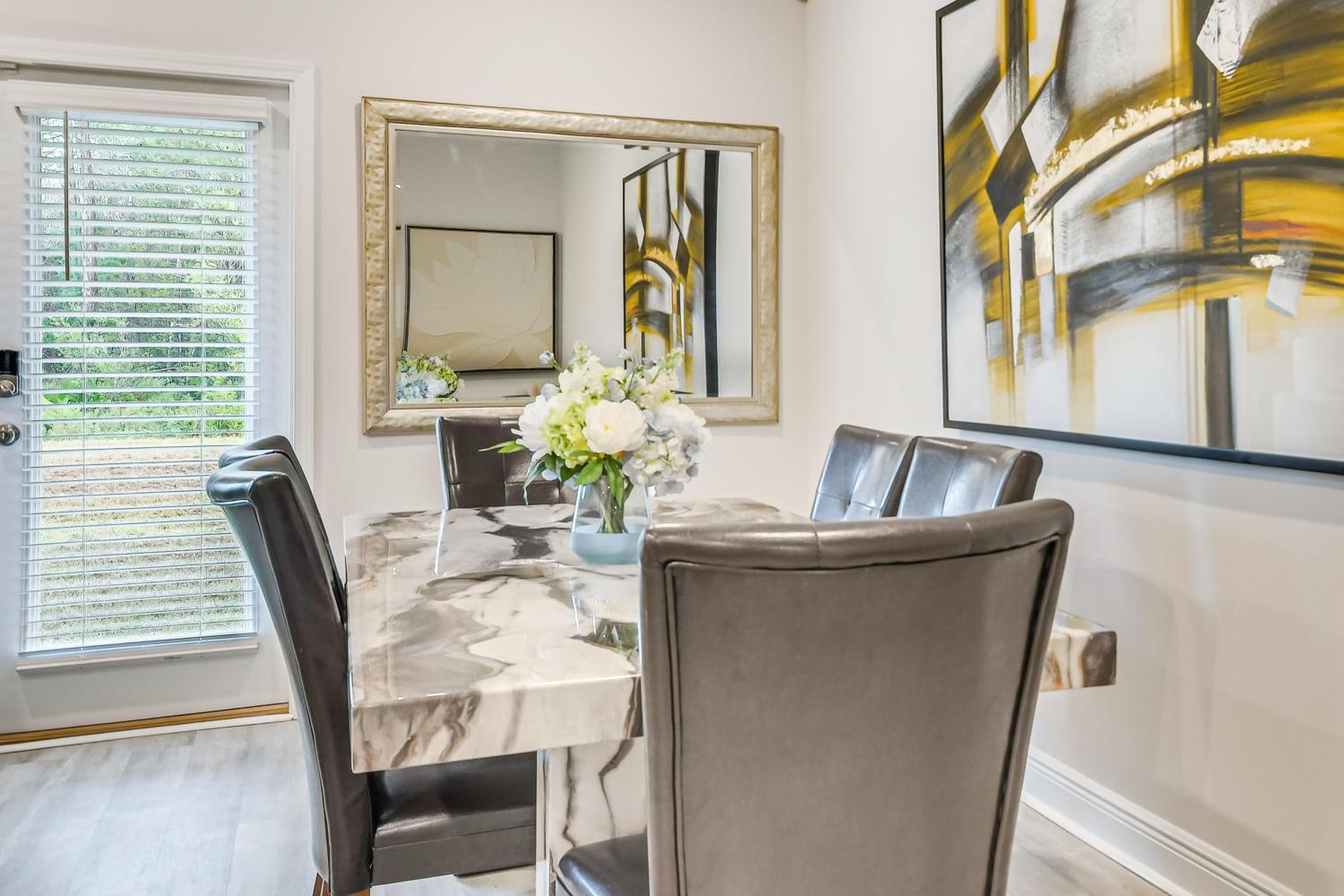 8 Mi to Dtwn Pensacola Modern Escape with Patio!
