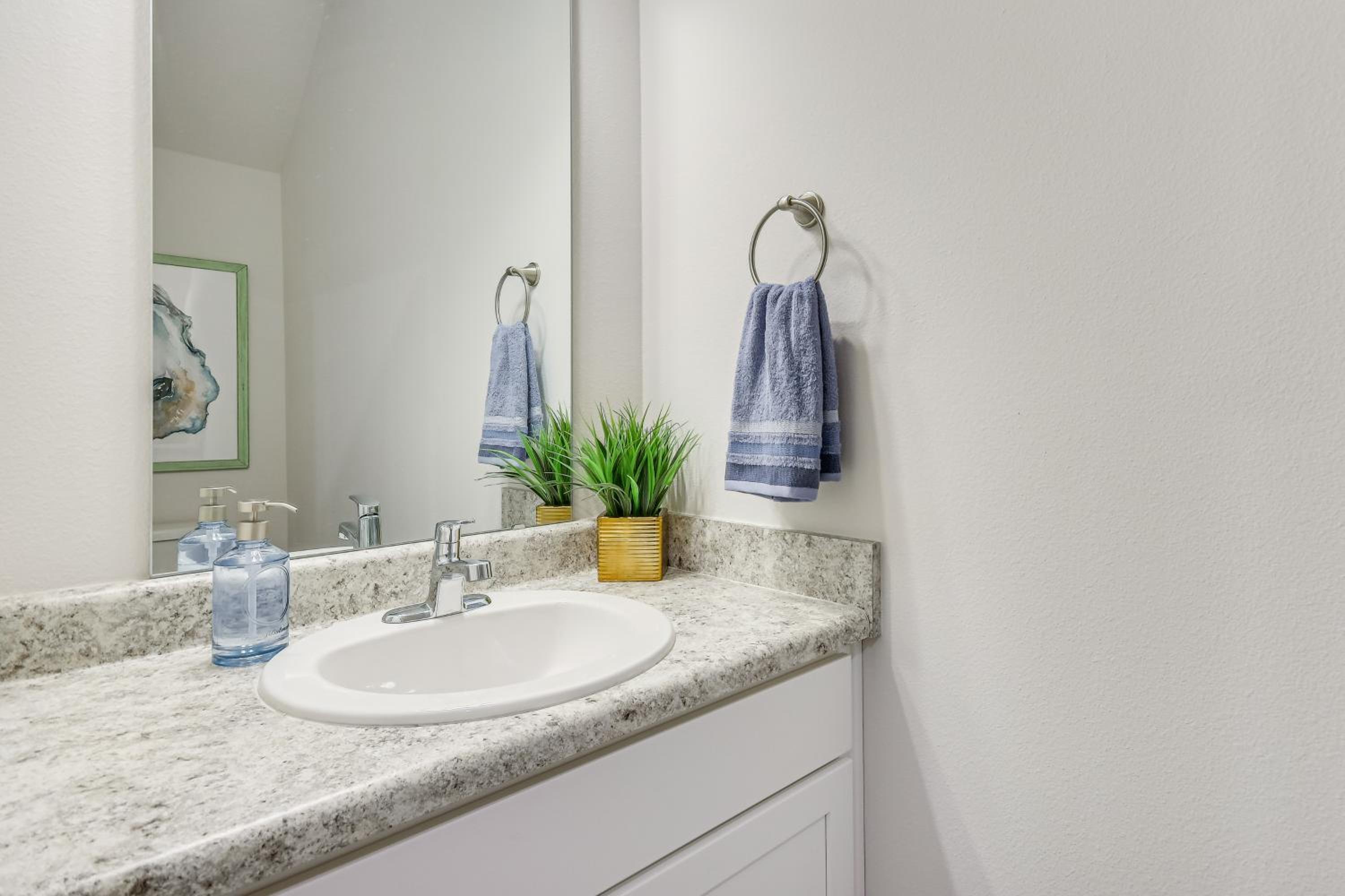 8 Mi to Dtwn Pensacola Modern Escape with Patio!