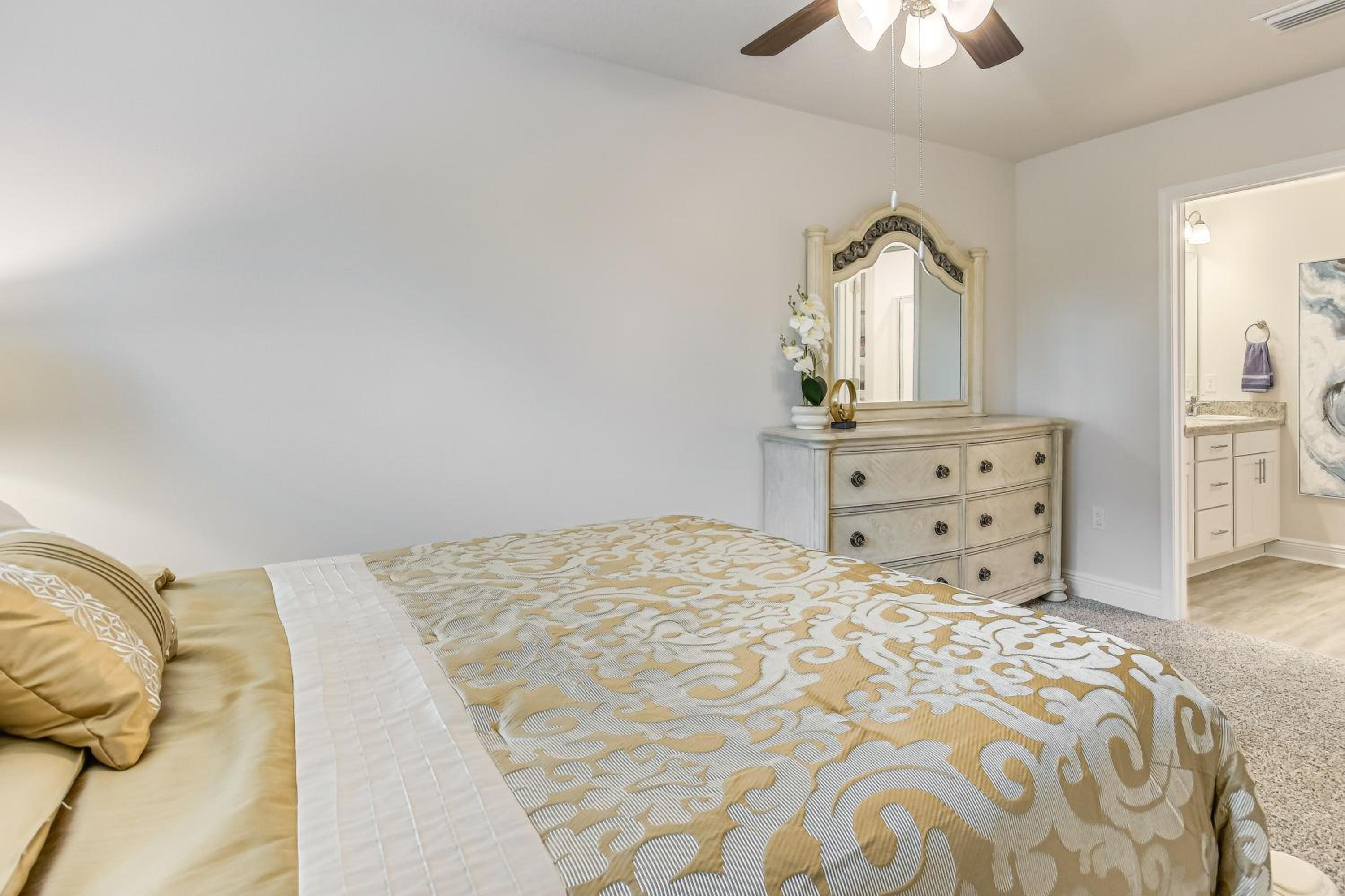8 Mi to Dtwn Pensacola Modern Escape with Patio!