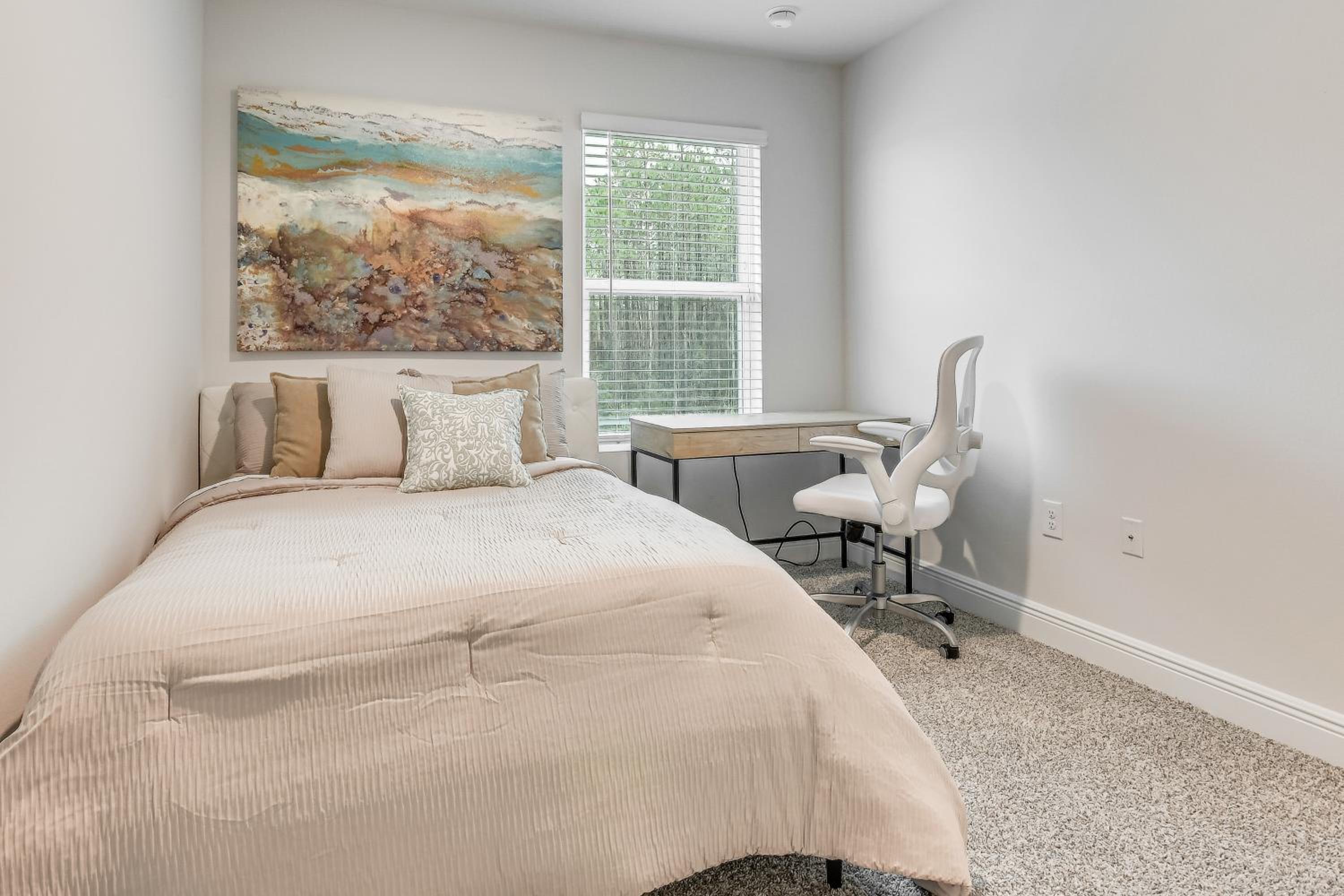 8 Mi to Dtwn Pensacola Modern Escape with Patio!