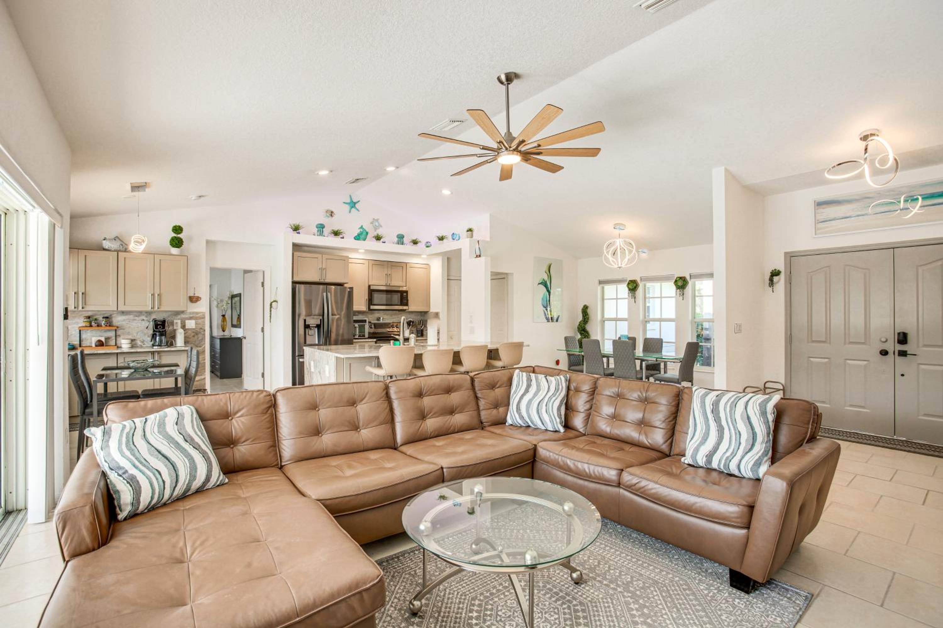 Heated Saltwater Pool! Family Port Charlotte Home