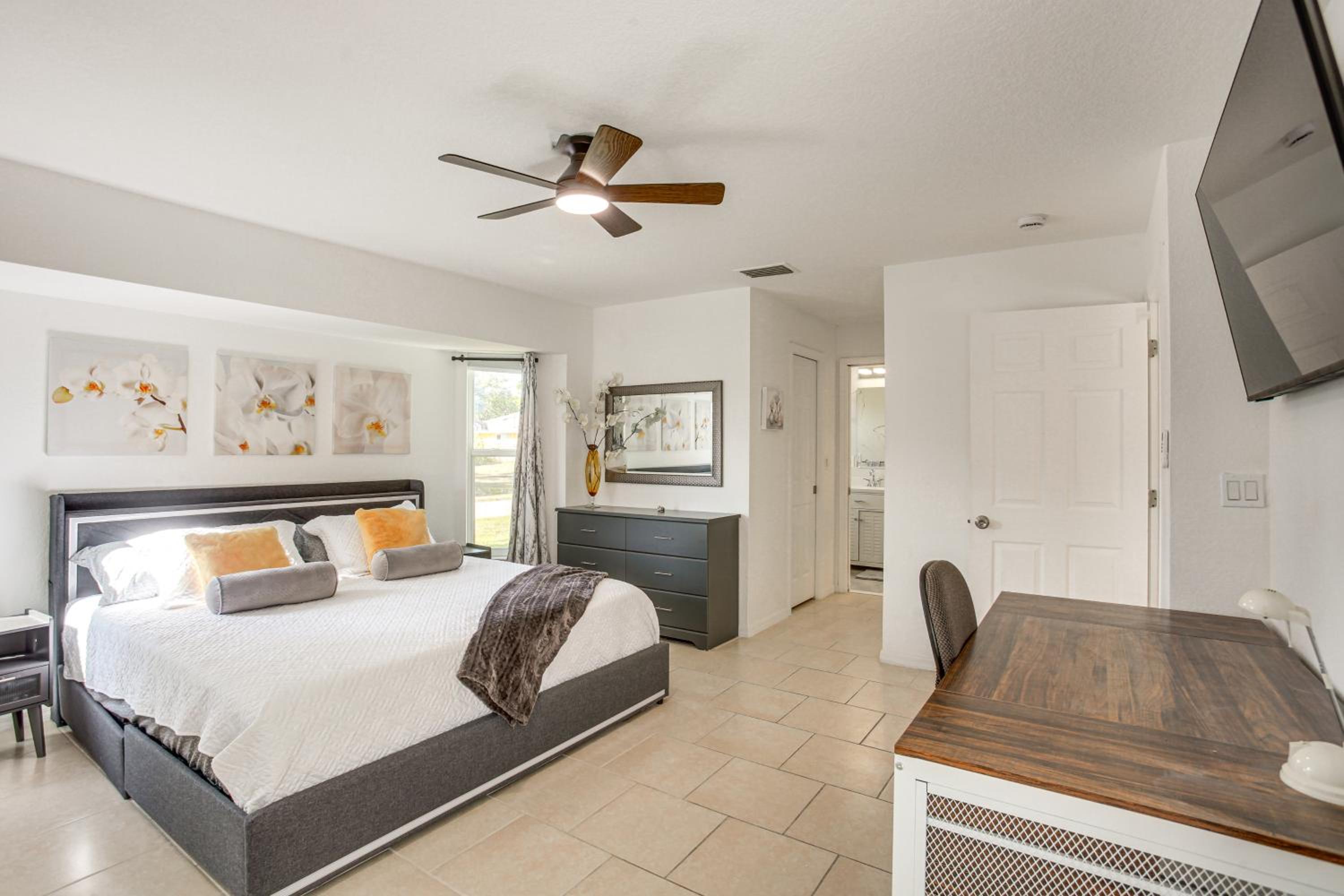Heated Saltwater Pool! Family Port Charlotte Home