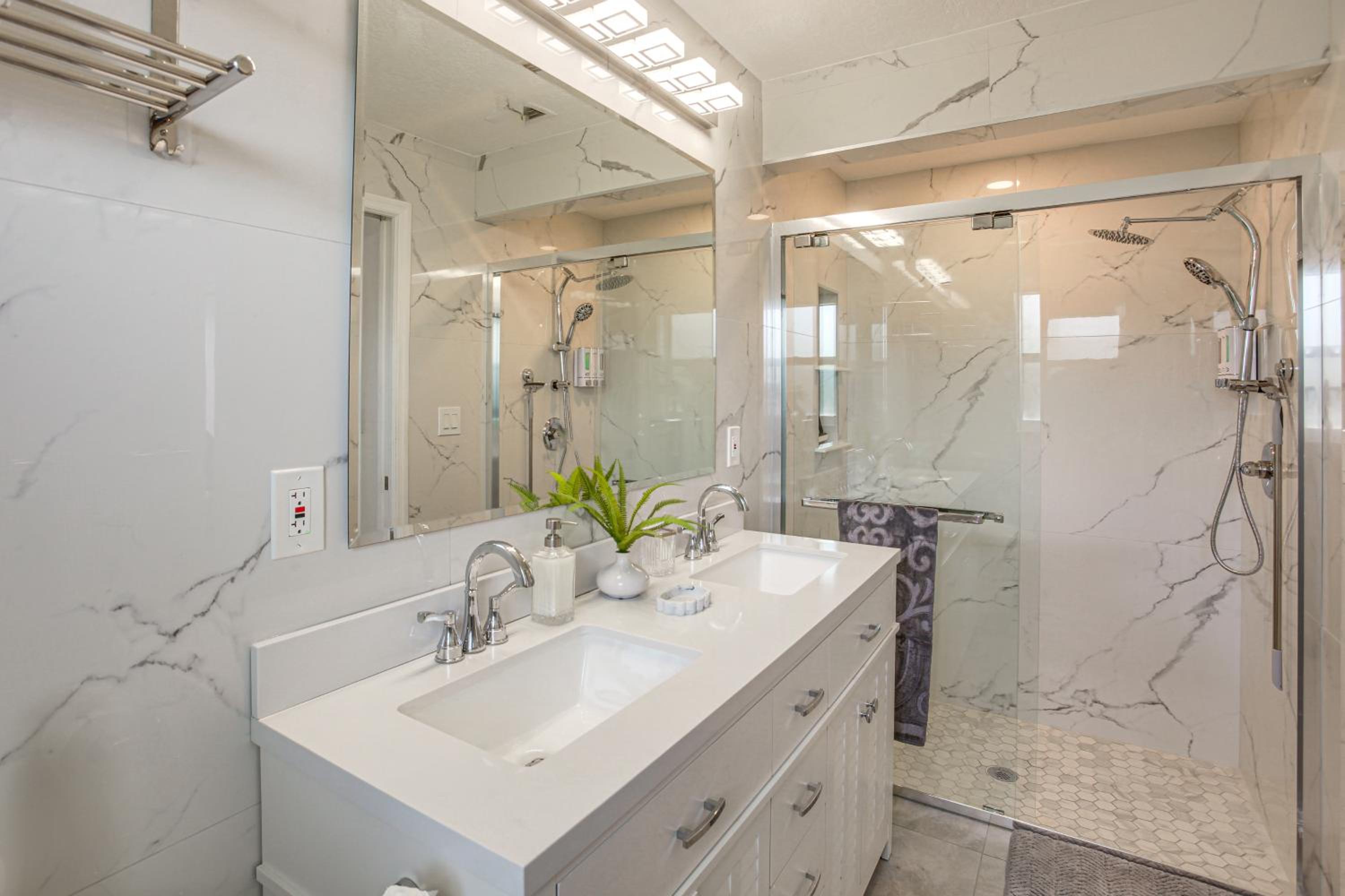 Heated Saltwater Pool! Family Port Charlotte Home