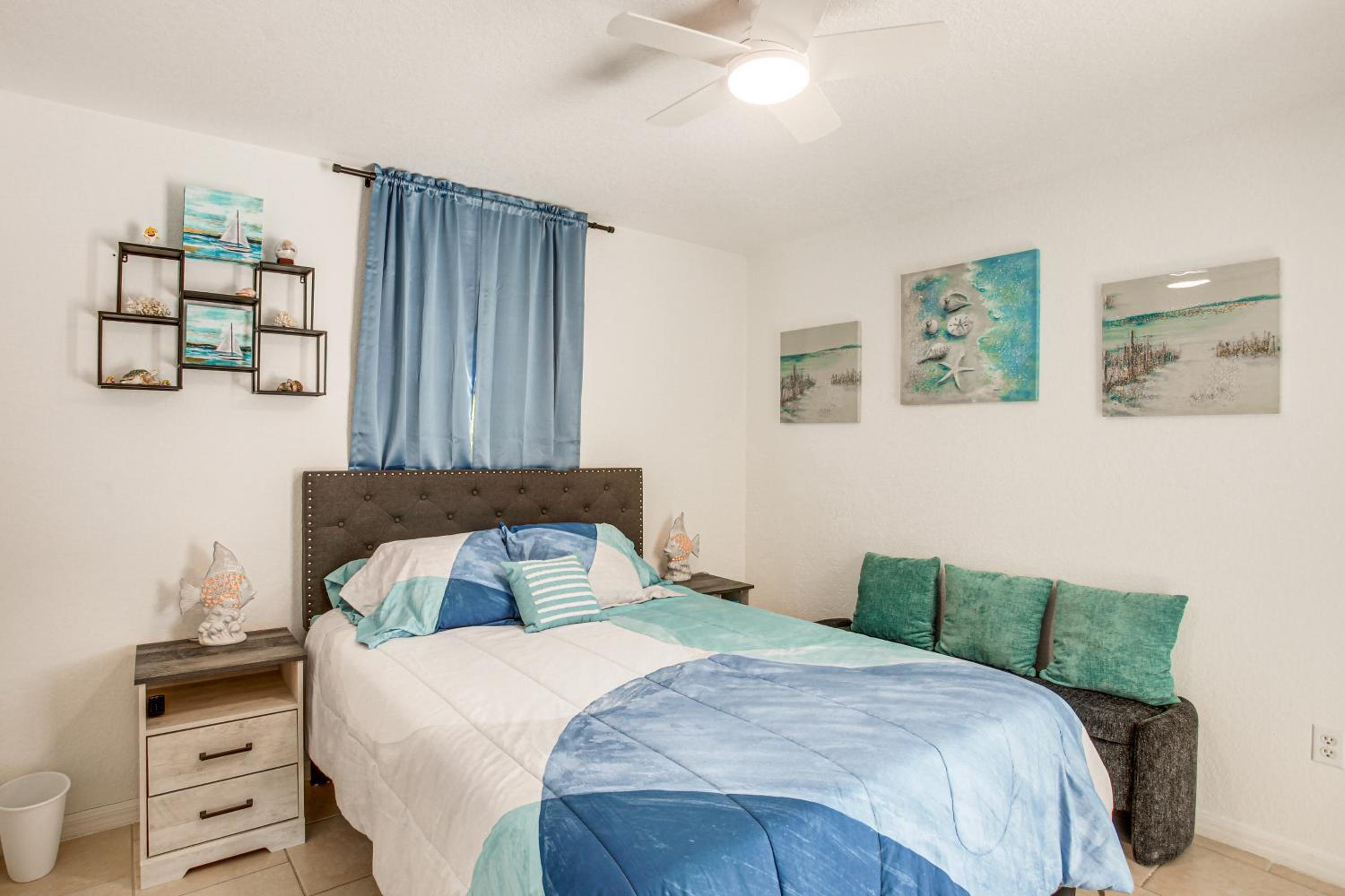 Heated Saltwater Pool! Family Port Charlotte Home
