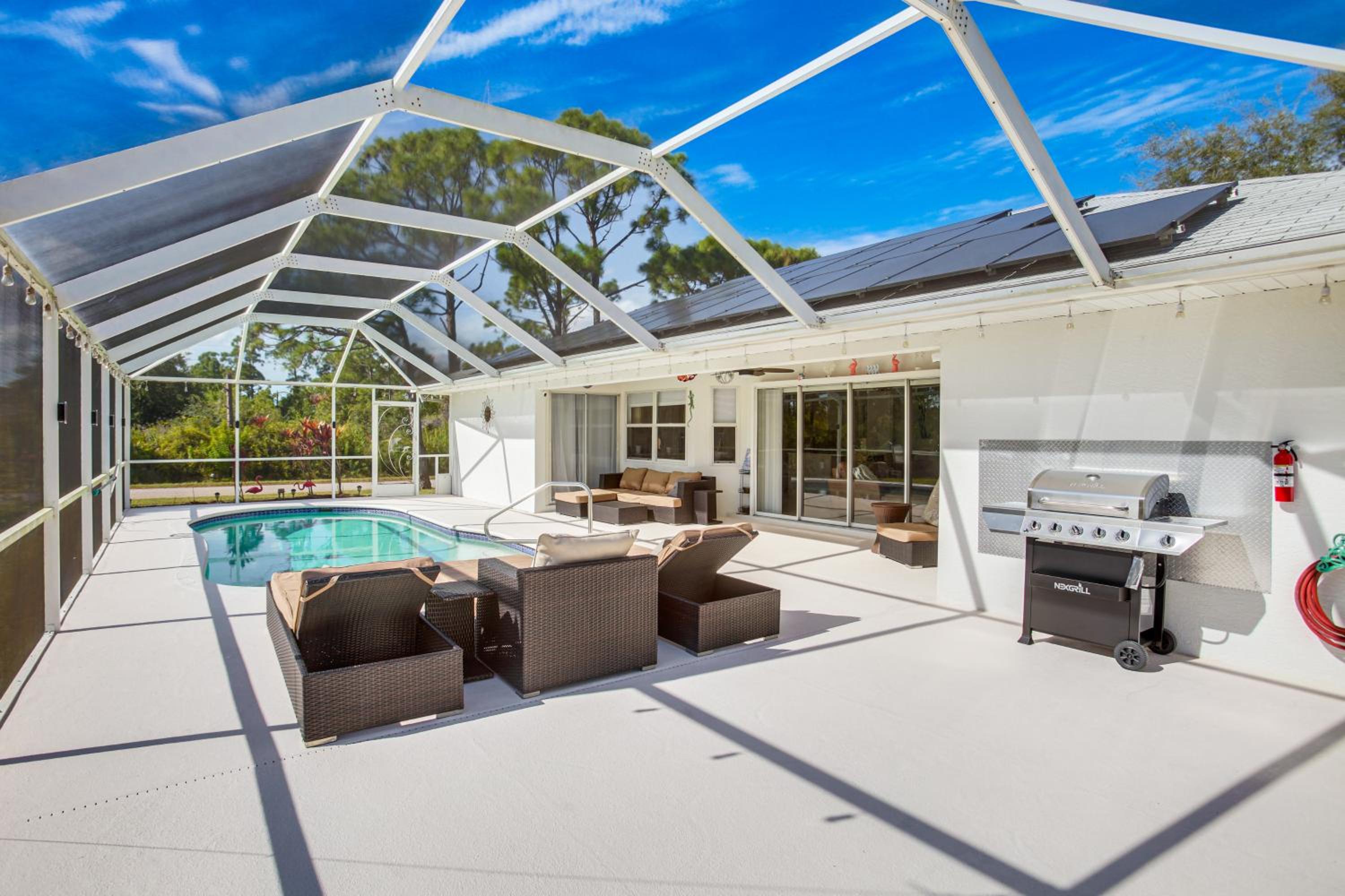 Heated Saltwater Pool! Family Port Charlotte Home