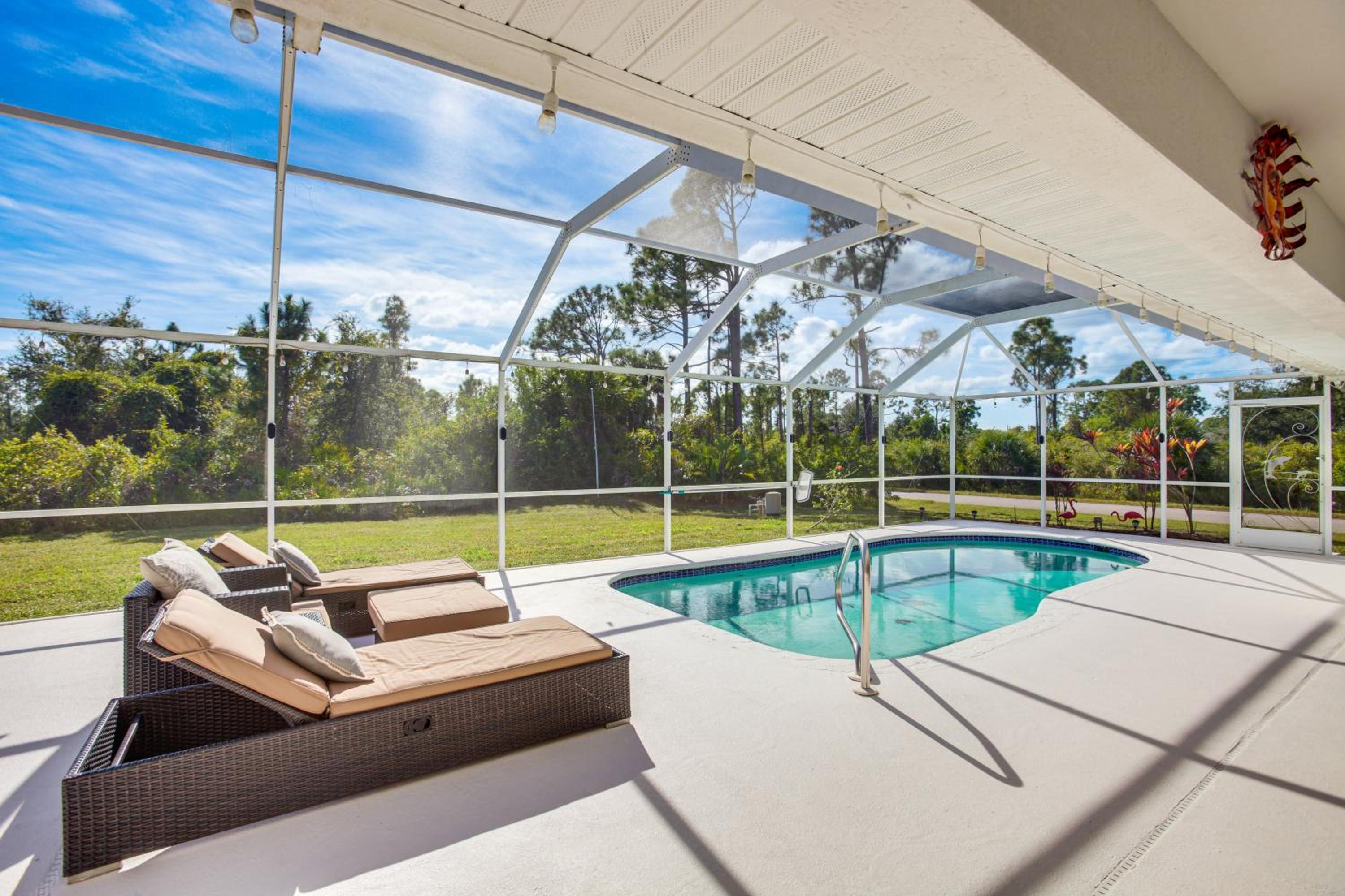Heated Saltwater Pool! Family Port Charlotte Home