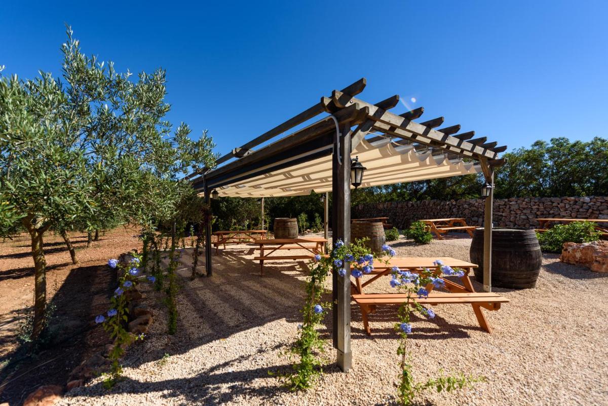 outdoor BBQ area