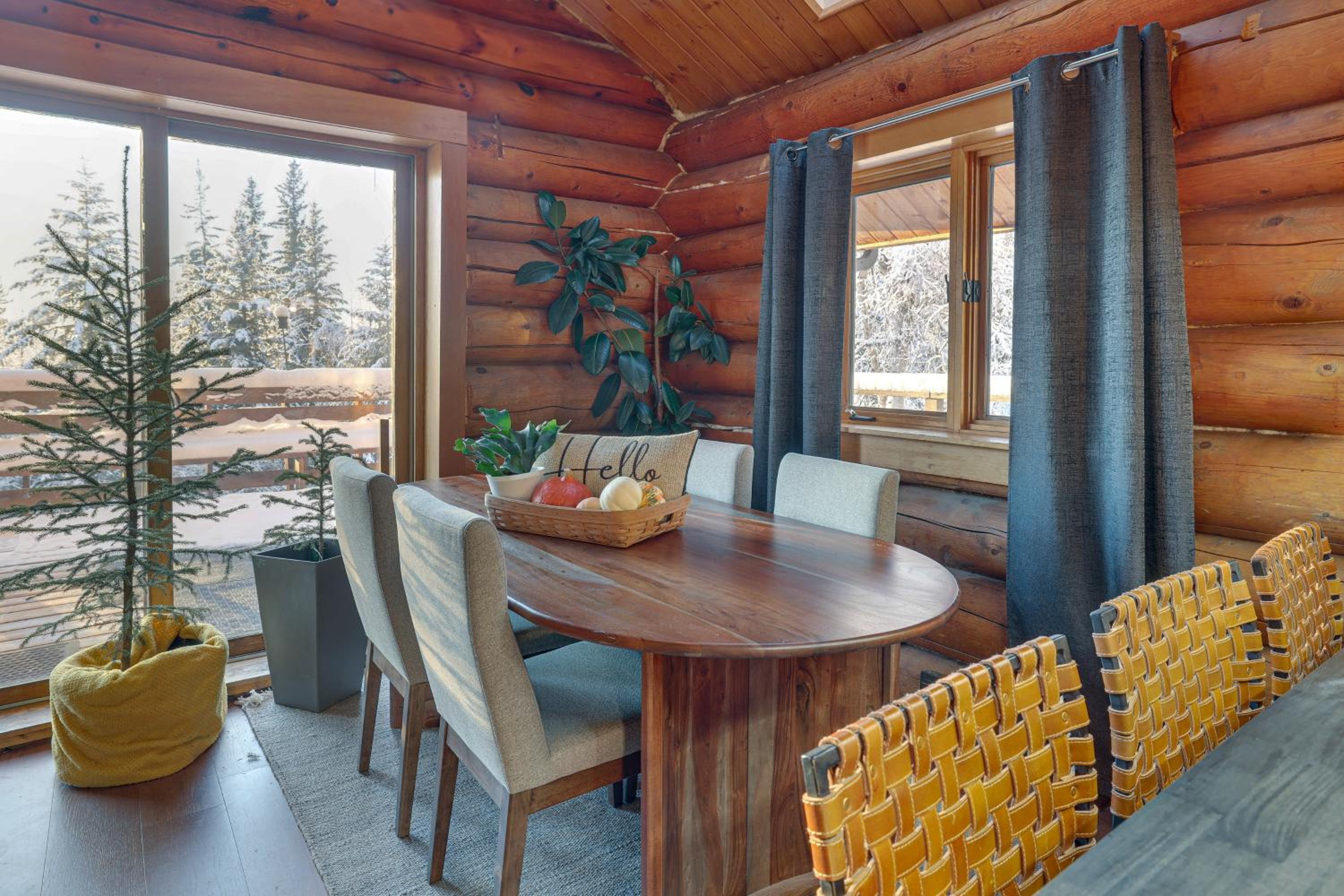 Explore Fairbanks! Authentic Log Cabin with Views