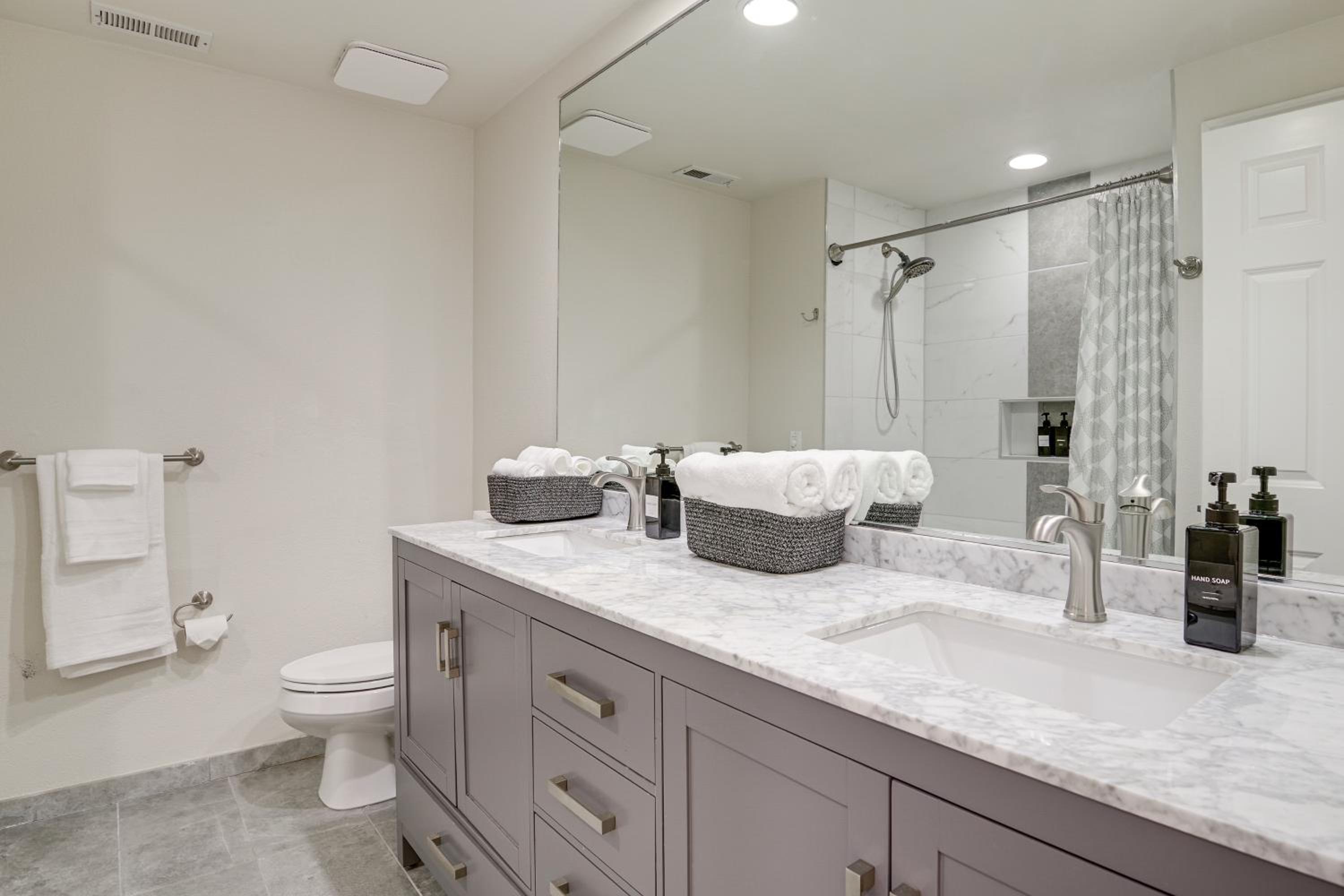 Lake-View Woodinville Retreat with Hot Tub and Theater