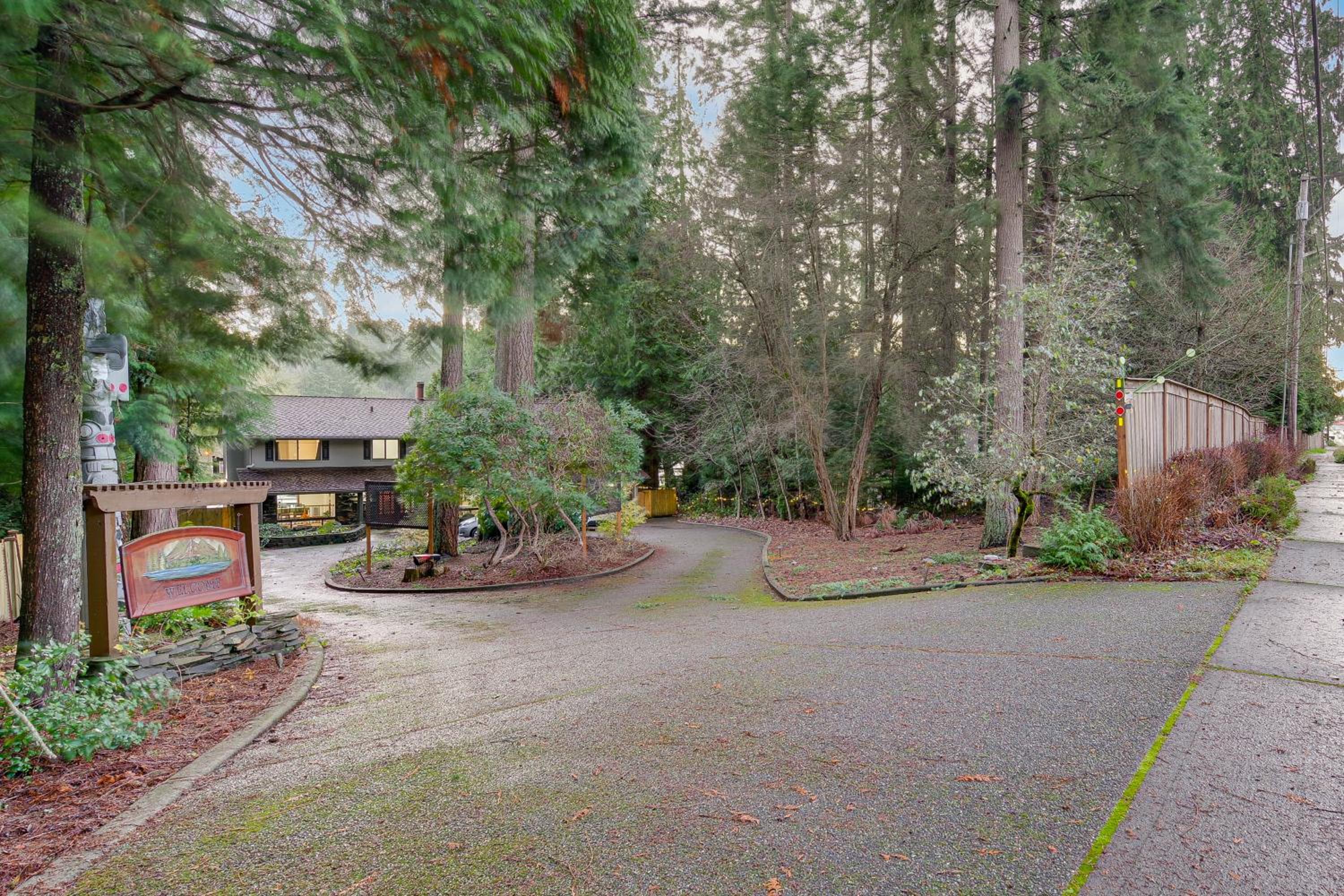 Lake-View Woodinville Retreat with Hot Tub and Theater