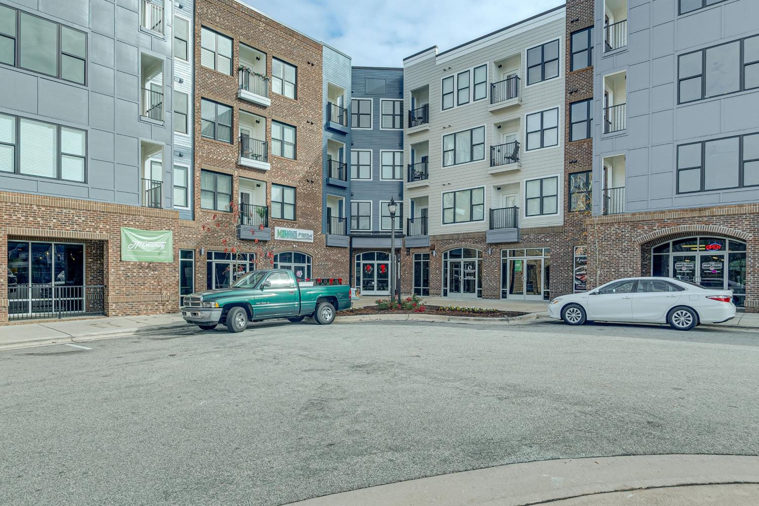 Central Condo 2 Mi to Downtown Fuquay-Varina