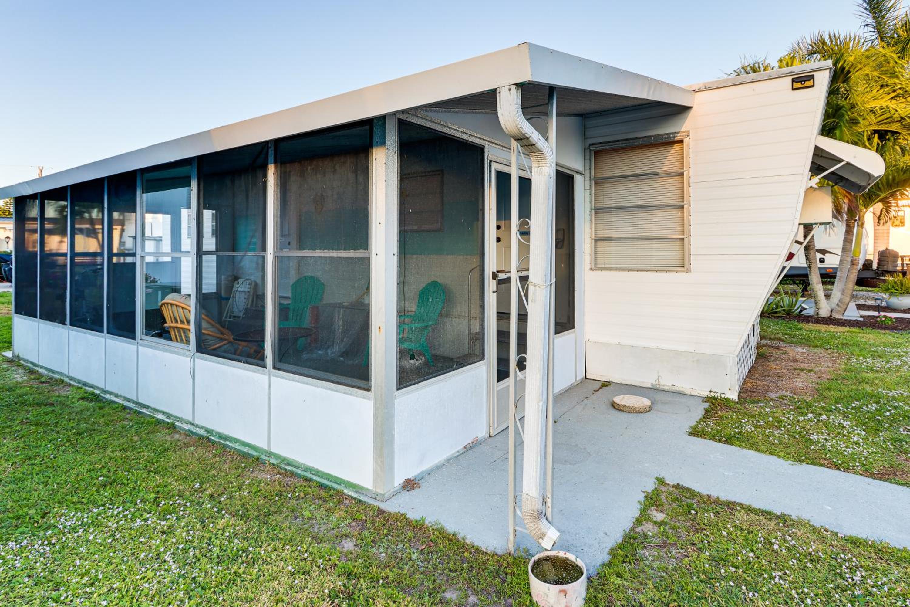 3 Mi to Ocean Vero Beach Home with Pool Access!
