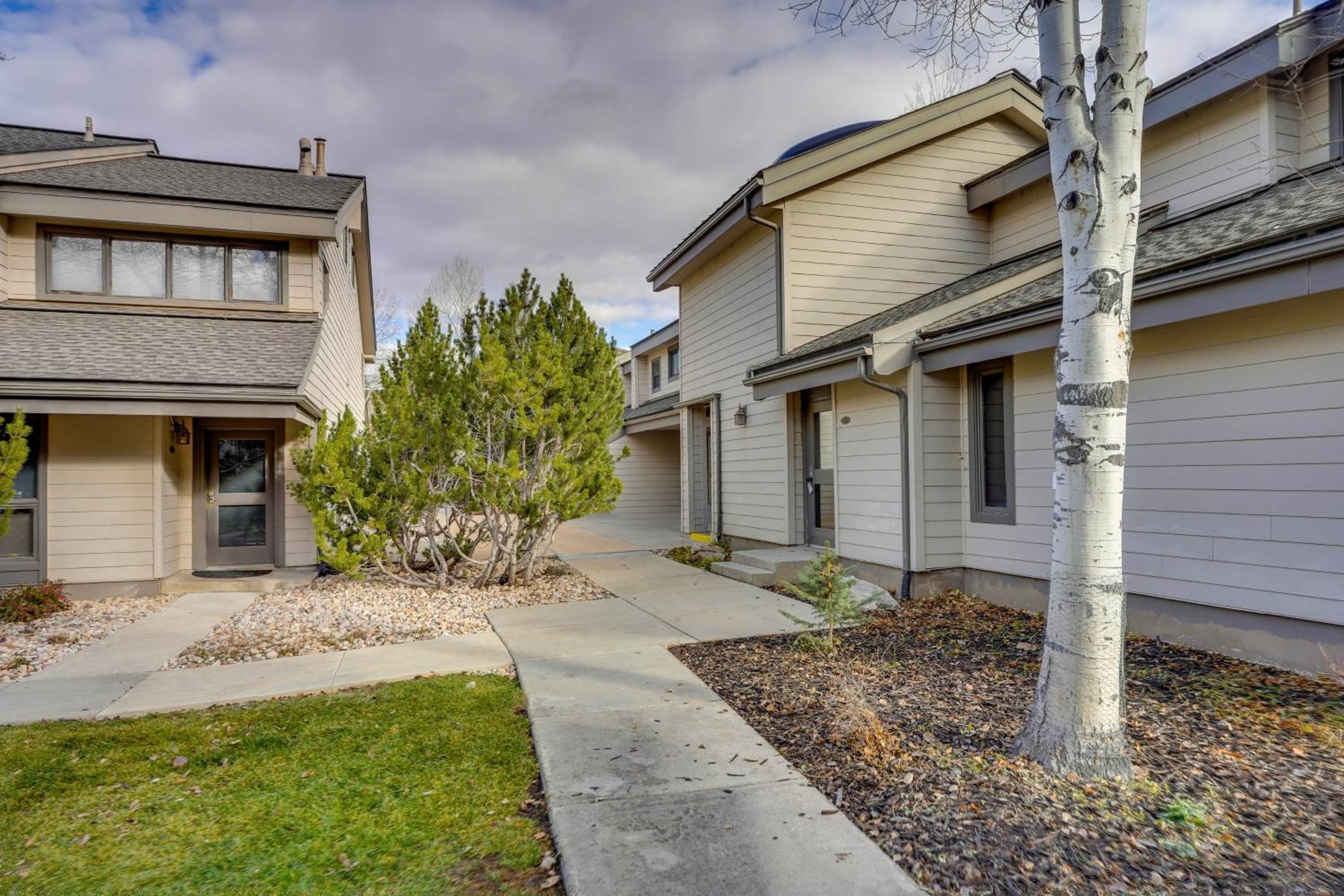 180-Degree Snow Park Views Condo Near Deer Valley