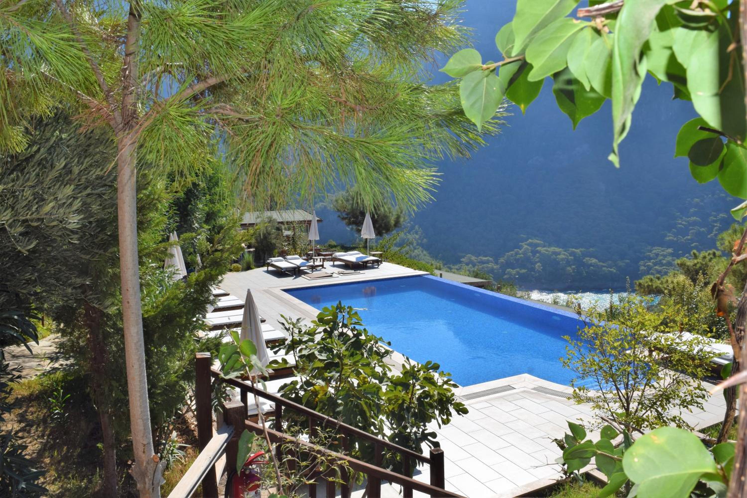 Kabak Avalon Bungalows