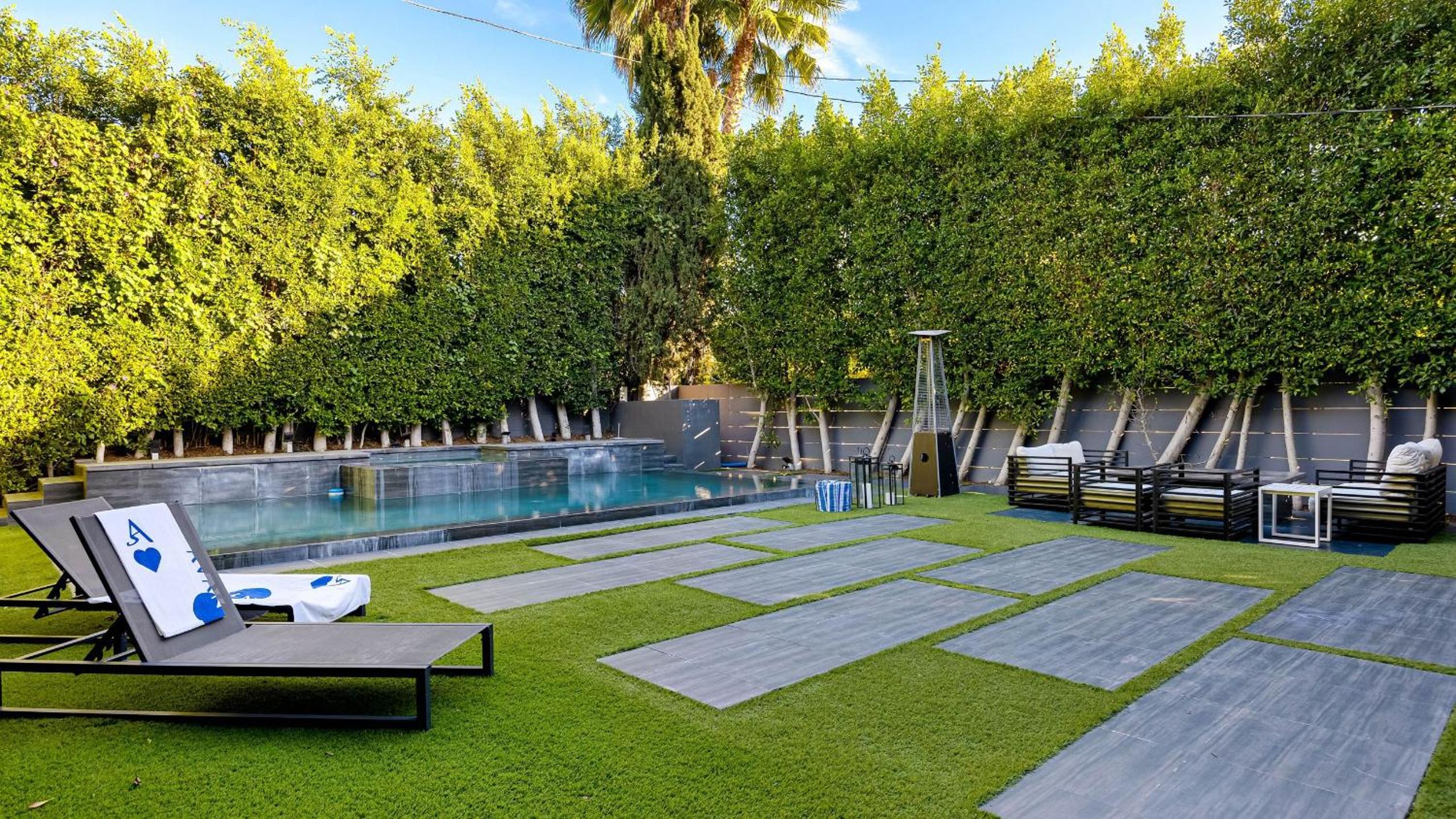 Private LA Retreat w Pool Hot Tub Fire Pit Near Melrose Ave The Martel House by AvantStay