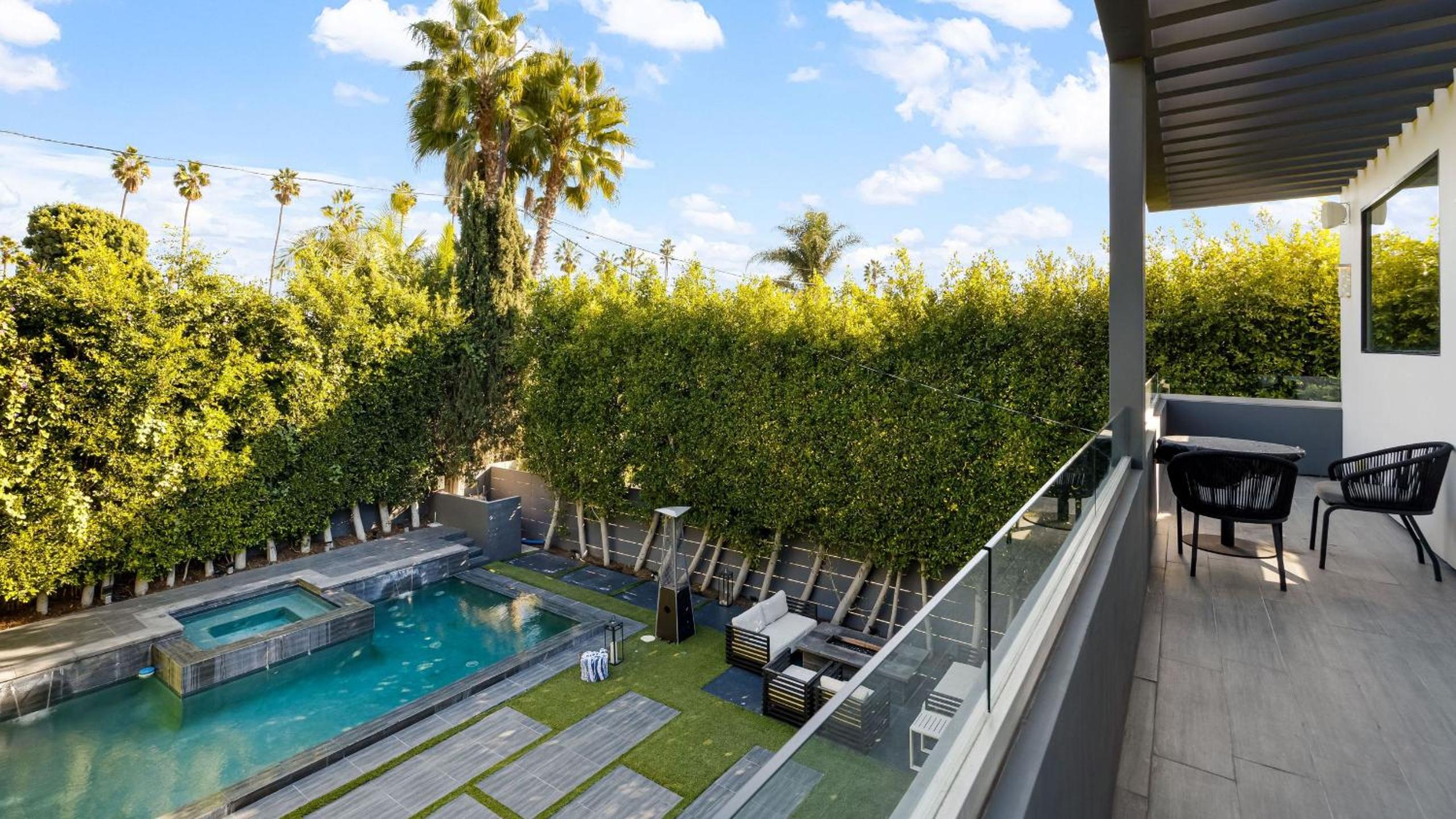Private LA Retreat w Pool Hot Tub Fire Pit Near Melrose Ave The Martel House by AvantStay