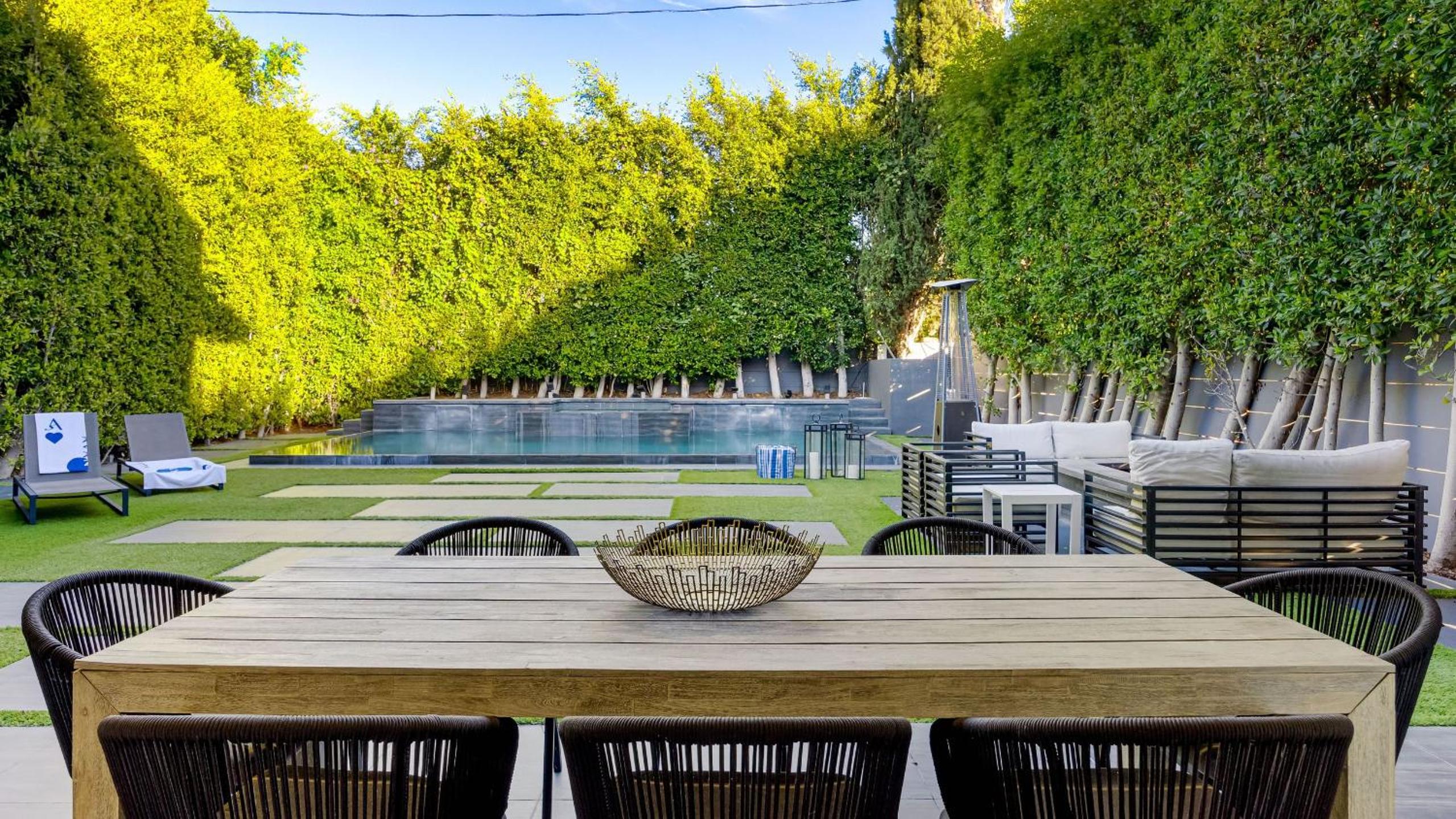 Private LA Retreat w Pool Hot Tub Fire Pit Near Melrose Ave The Martel House by AvantStay