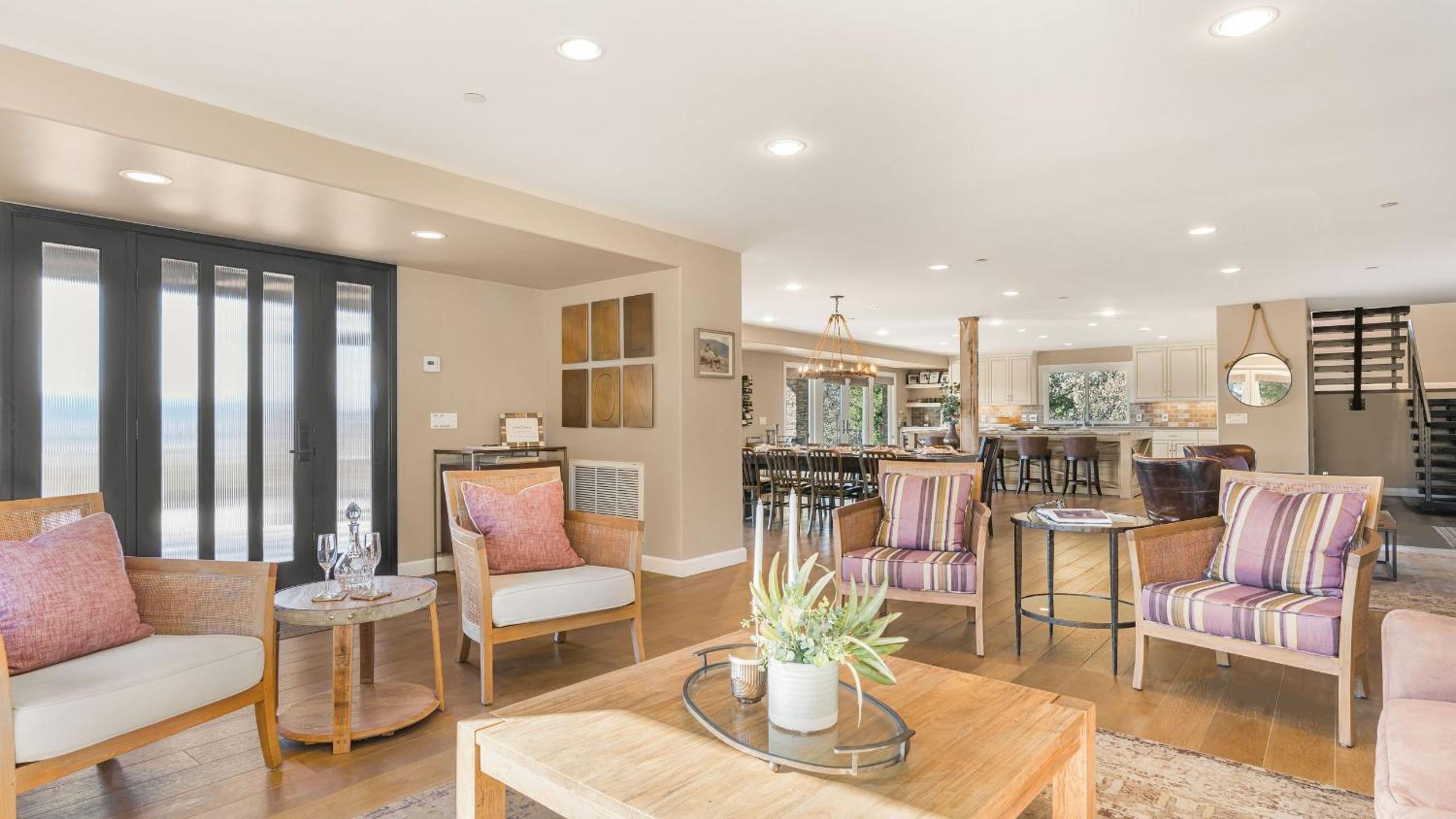 Ten-Acre Wine Country Estate Near Paso Robles w Pool Views El Pomar Estate by AvantStay