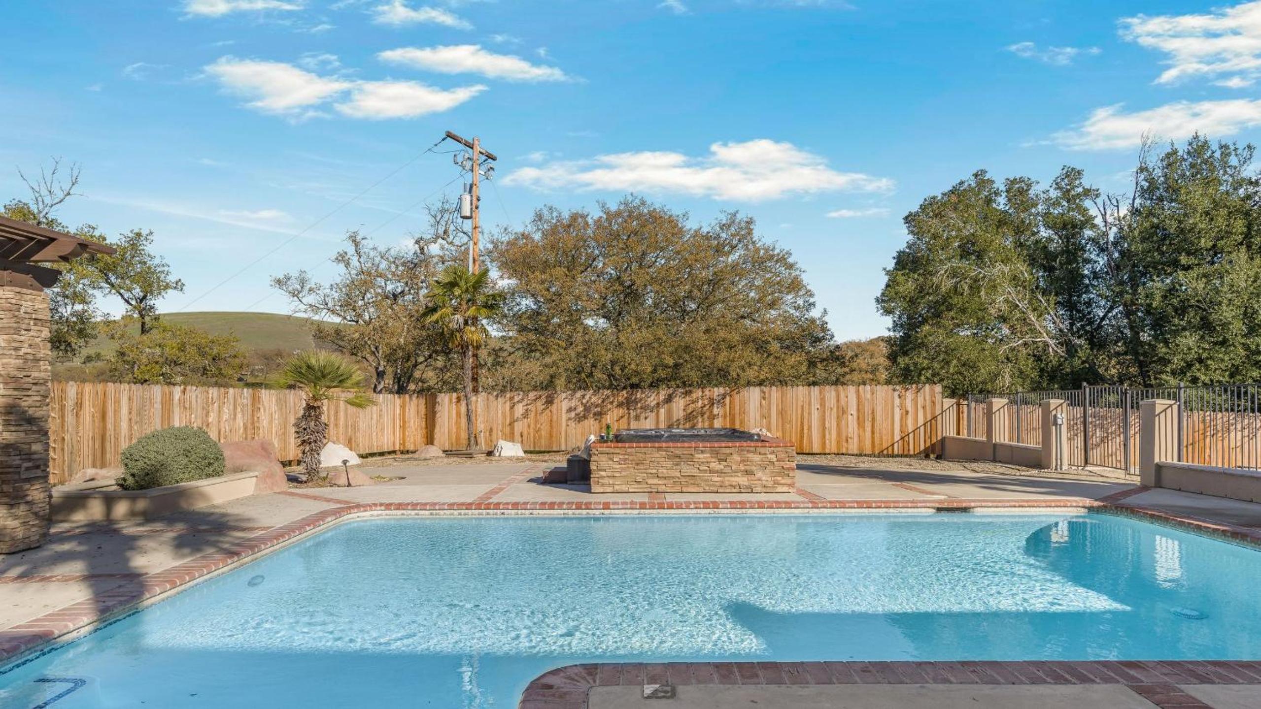 Ten-Acre Wine Country Estate Near Paso Robles w Pool Views El Pomar Estate by AvantStay