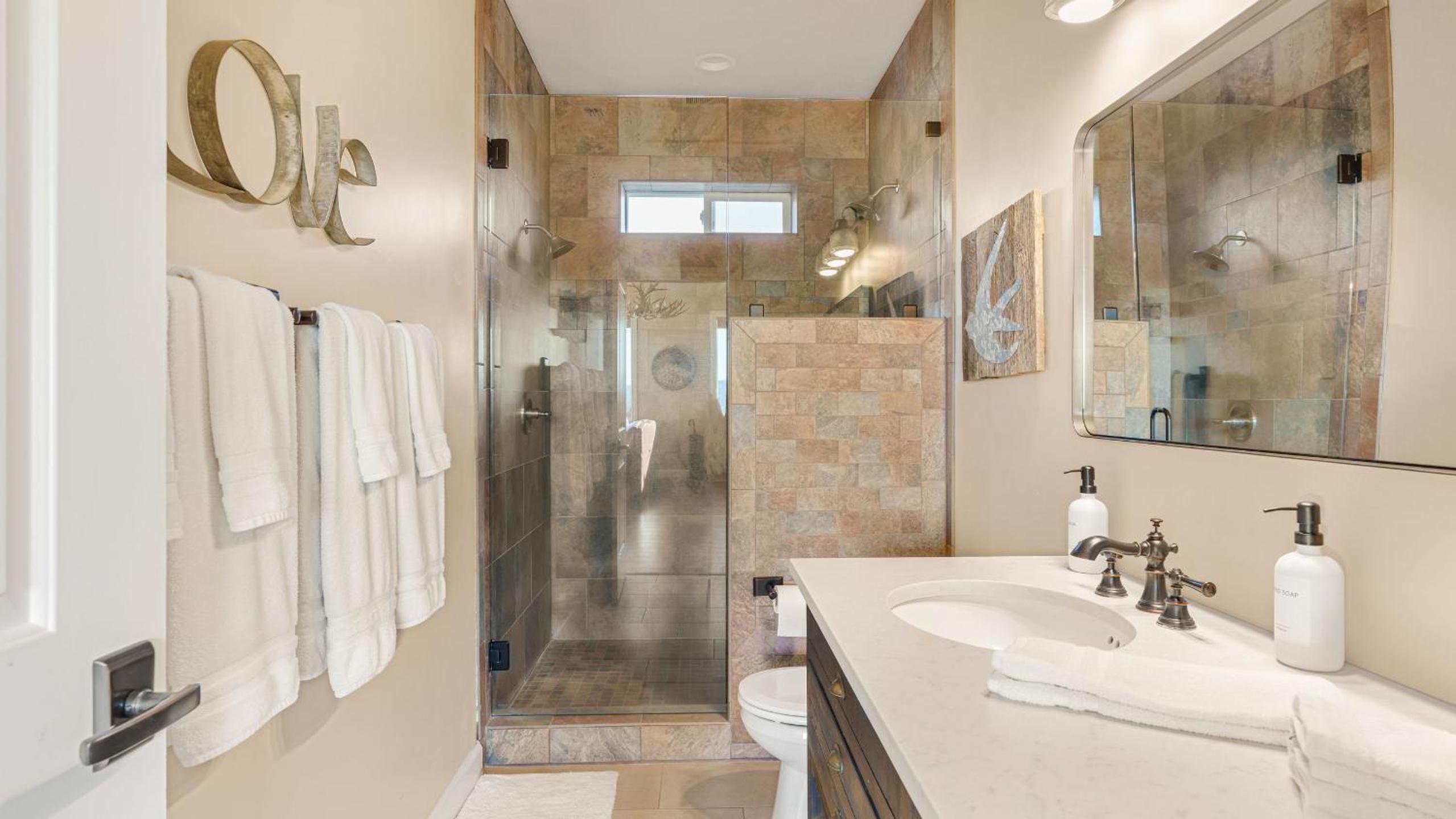 Ten-Acre Wine Country Estate Near Paso Robles w Pool Views El Pomar Estate by AvantStay
