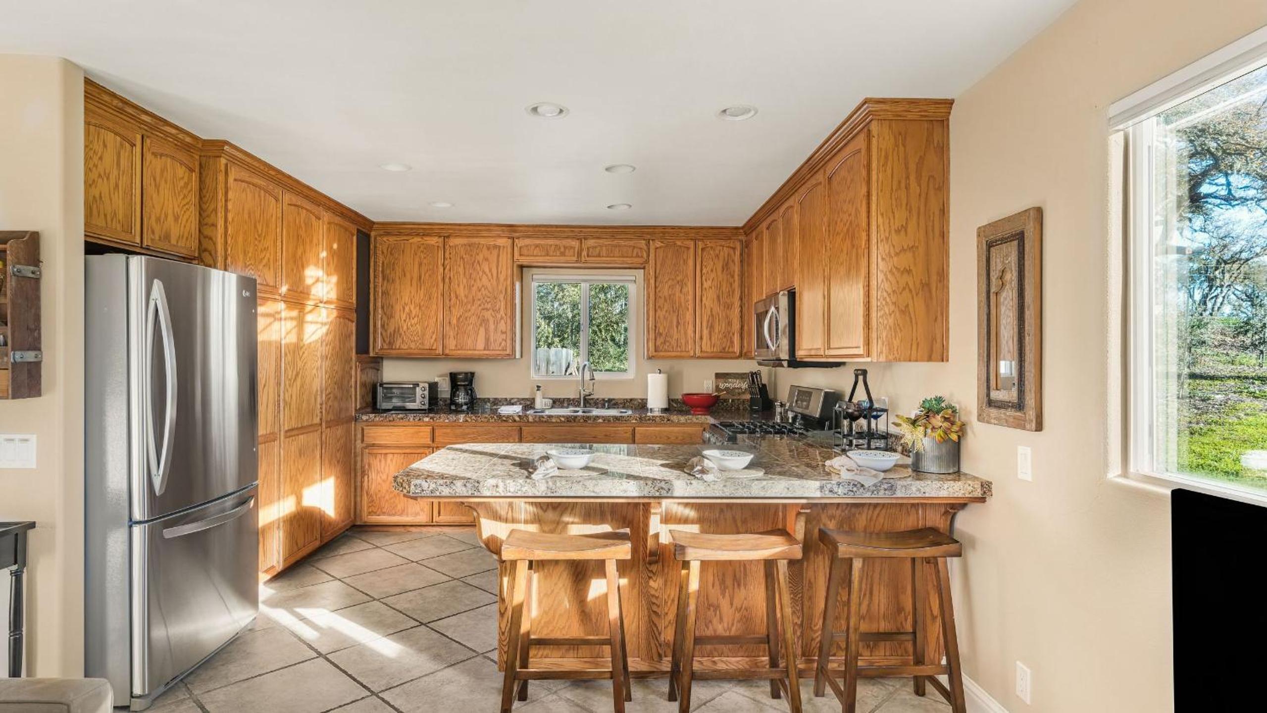 Ten-Acre Wine Country Estate Near Paso Robles w Pool Views El Pomar Estate by AvantStay