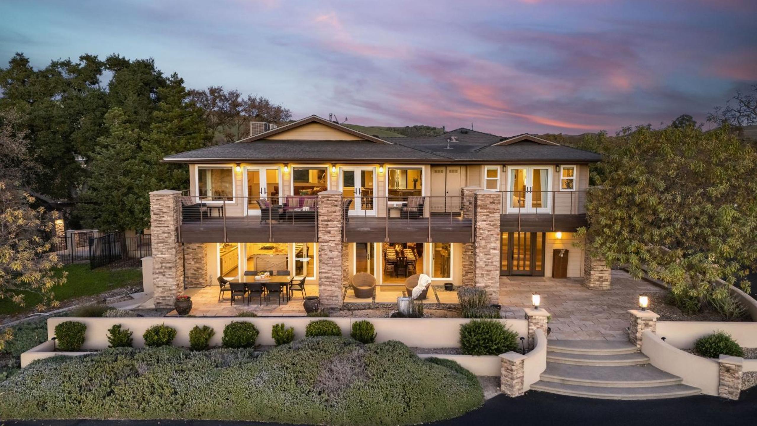 Ten-Acre Wine Country Estate Near Paso Robles w Pool Views El Pomar Estate by AvantStay