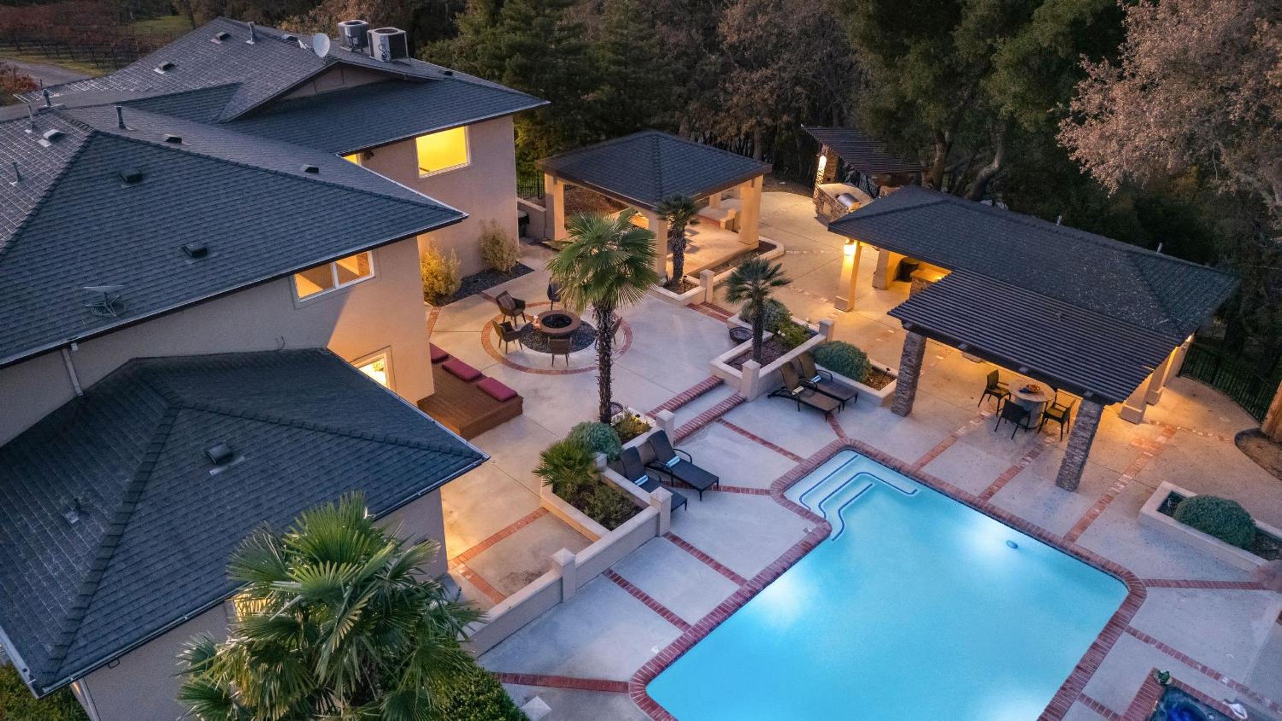 Ten-Acre Wine Country Estate Near Paso Robles w Pool Views El Pomar Estate by AvantStay