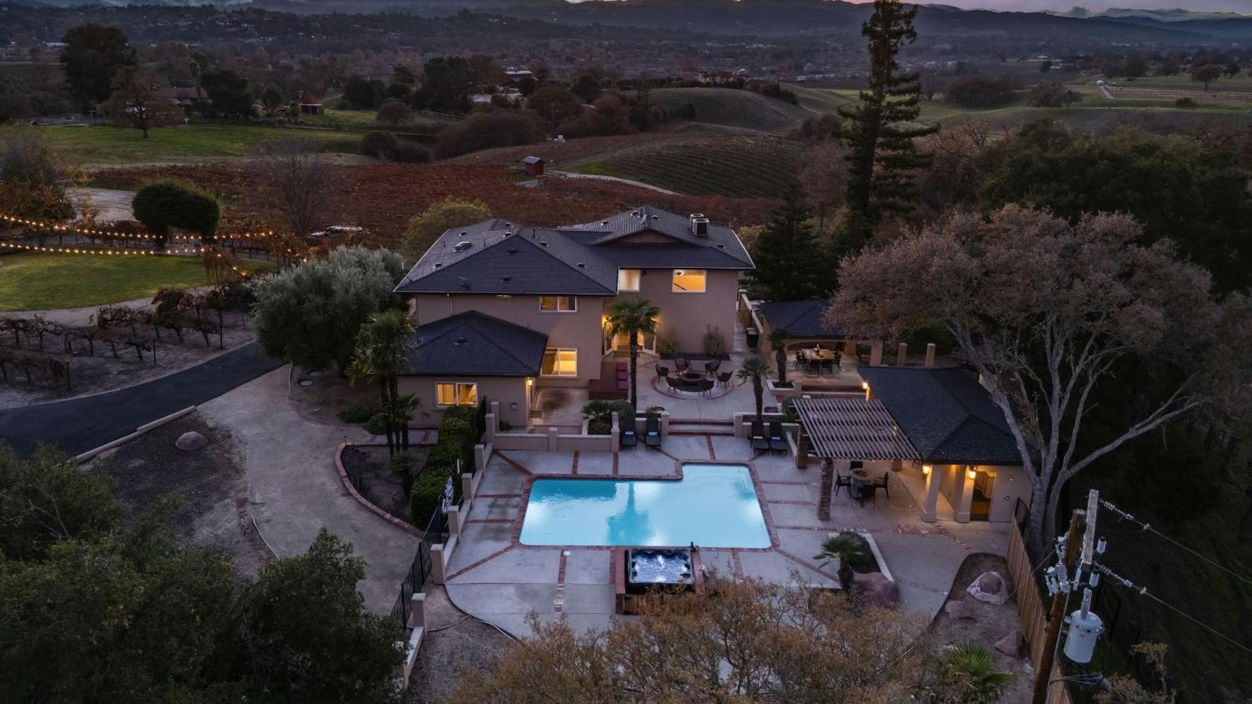 Ten-Acre Wine Country Estate Near Paso Robles w Pool Views El Pomar Estate by AvantStay