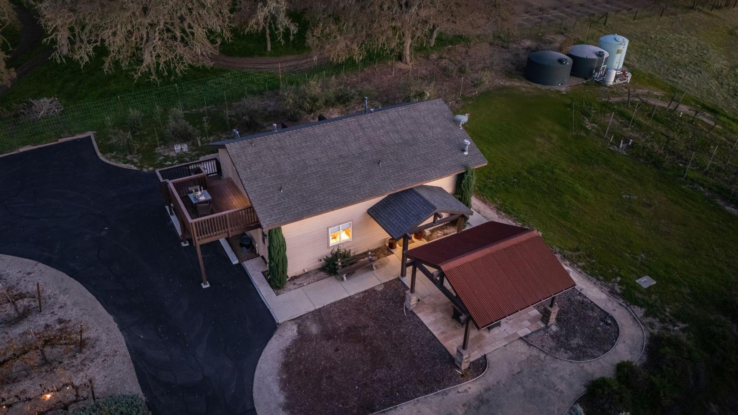 Ten-Acre Wine Country Estate Near Paso Robles w Pool Views El Pomar Estate by AvantStay
