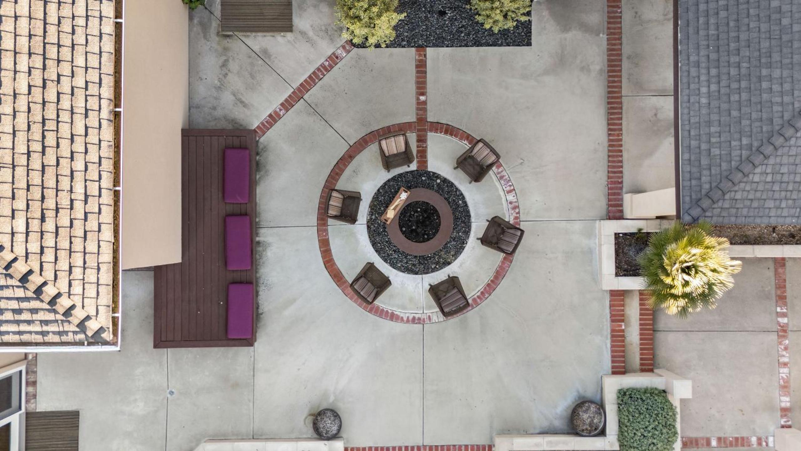 Ten-Acre Wine Country Estate Near Paso Robles w Pool Views El Pomar Estate by AvantStay