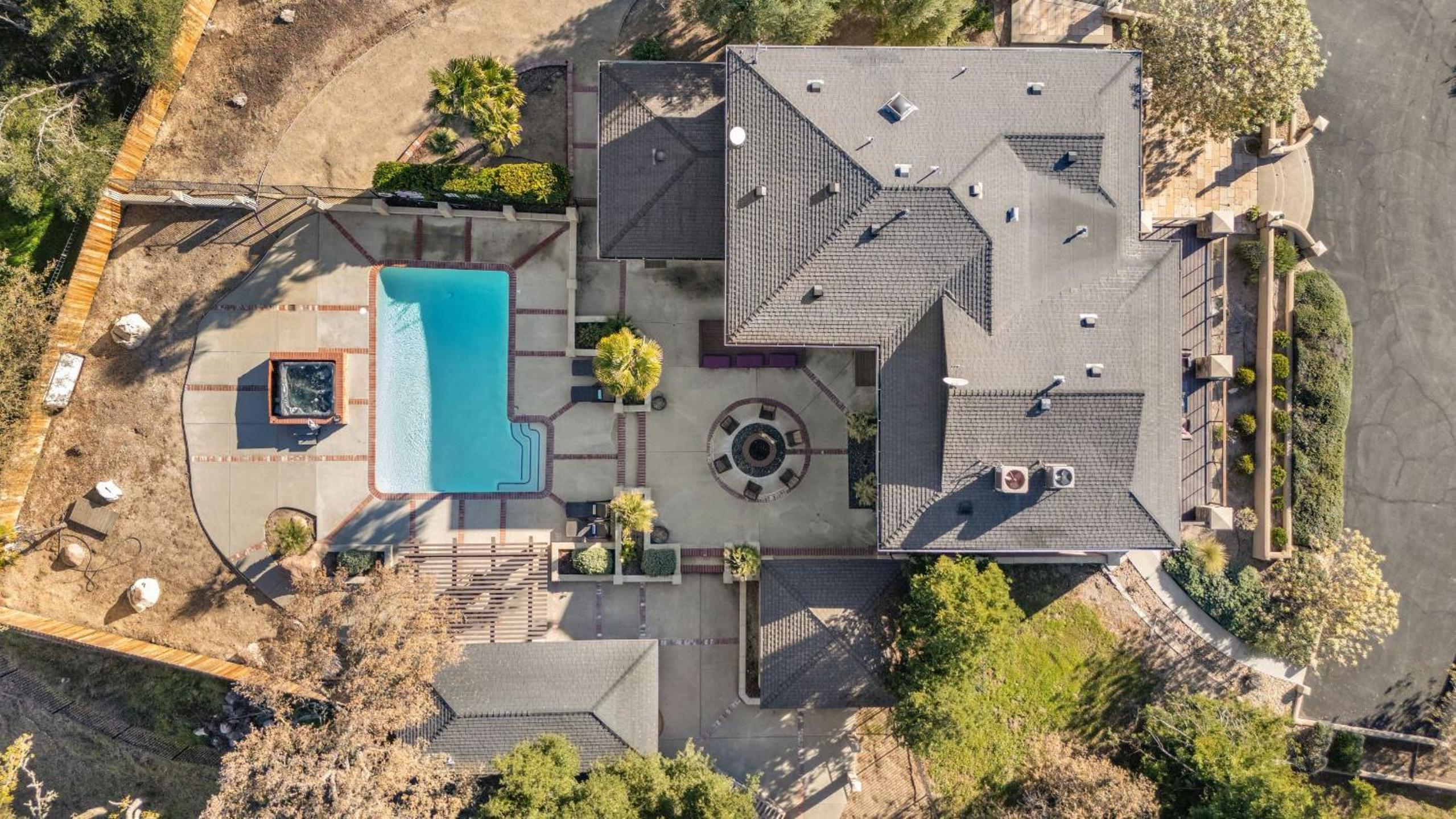 Ten-Acre Wine Country Estate Near Paso Robles w Pool Views El Pomar Estate by AvantStay