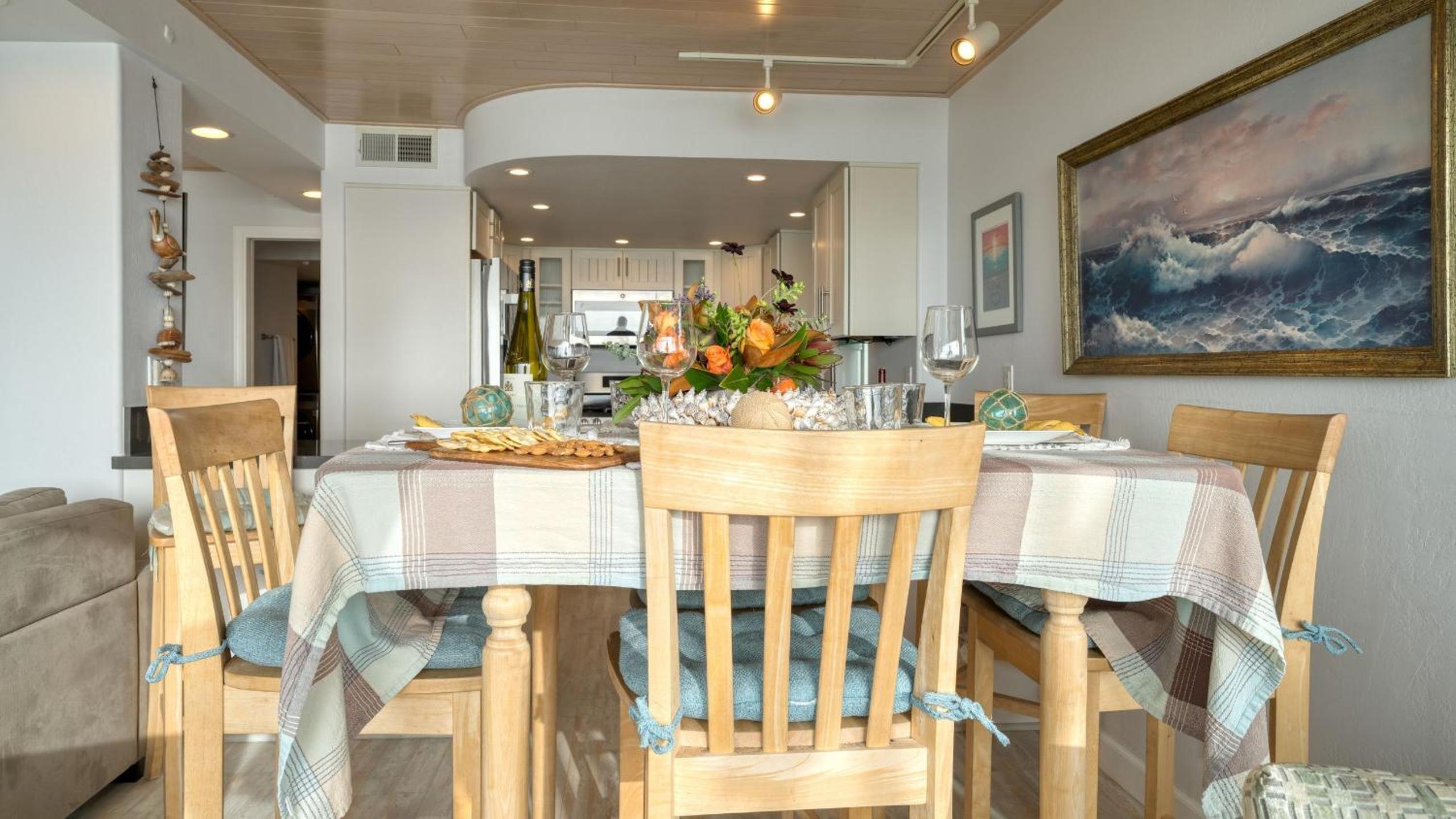 Oceanfront La Selva Beach Home w Fireplace Views Direct Beach Access Sand Castle by AvantStay