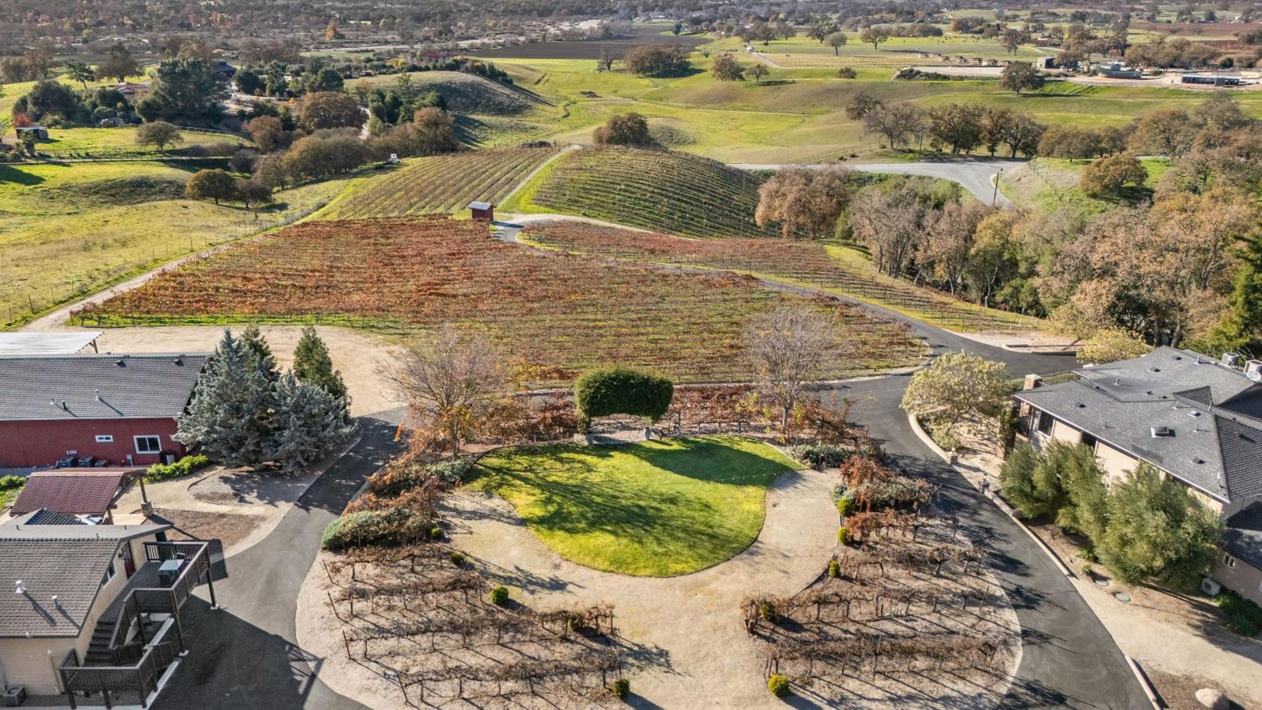 Ten-Acre Wine Country Estate Near Paso Robles w Pool Views El Pomar Estate by AvantStay