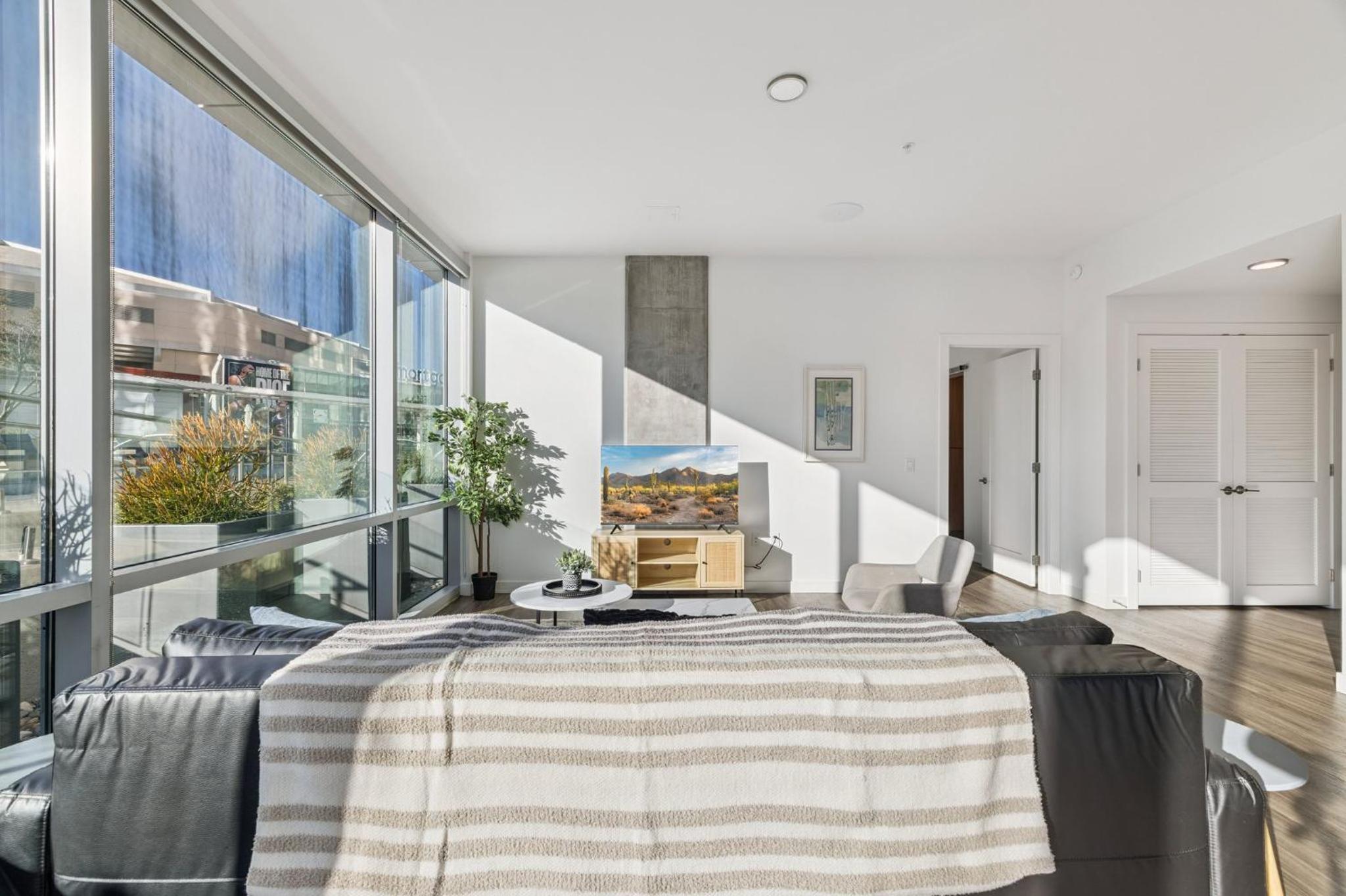 CozySuites at Adeline