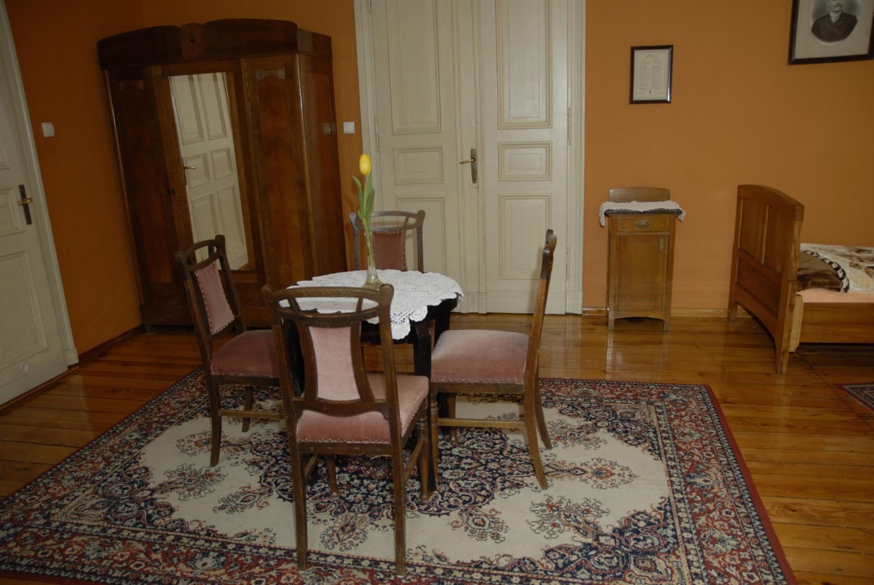 Hostel, Pokoje gościnne Mleczarnia - Ozonowane