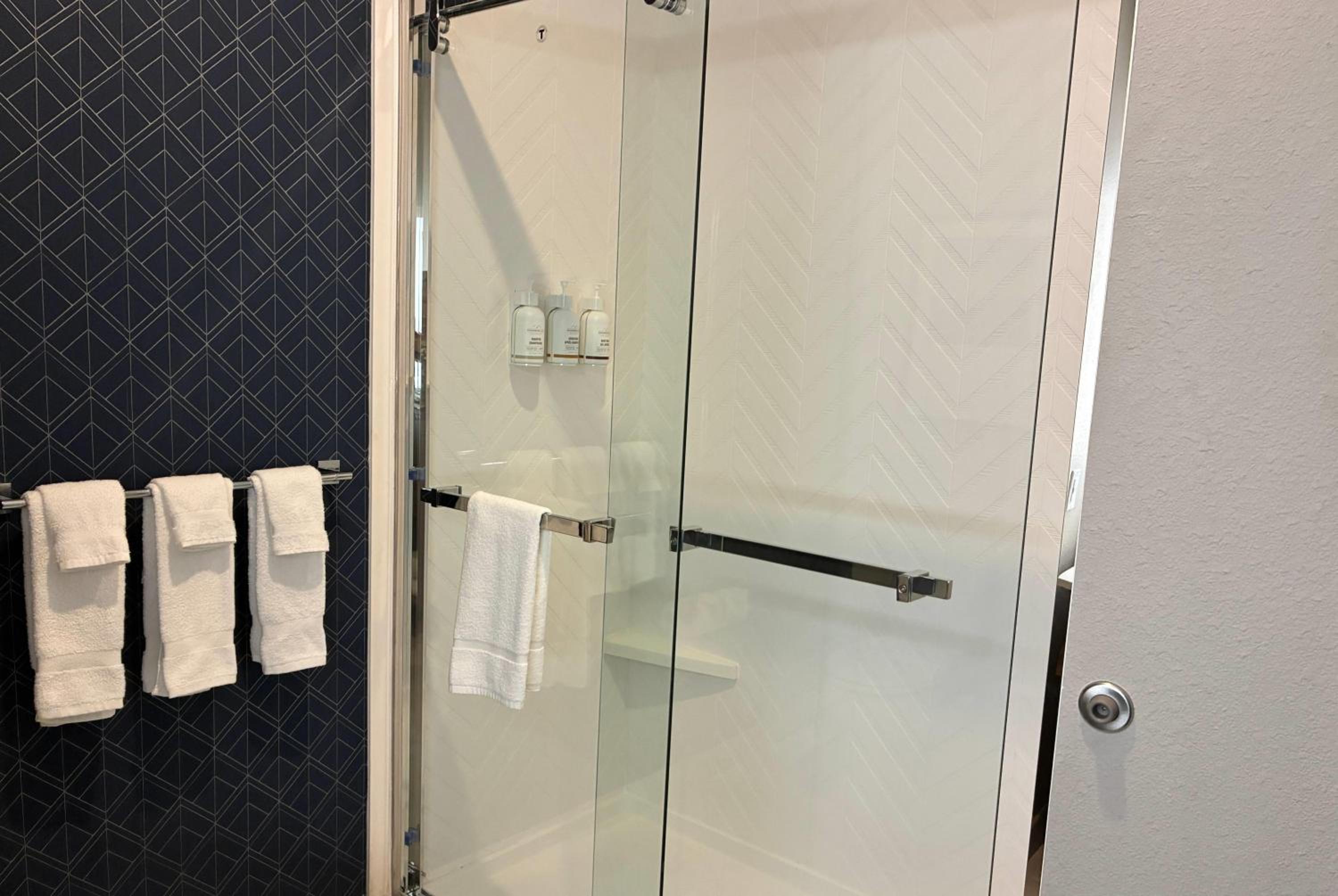 La Quinta Inn & Suites by Wyndham Athens I-65